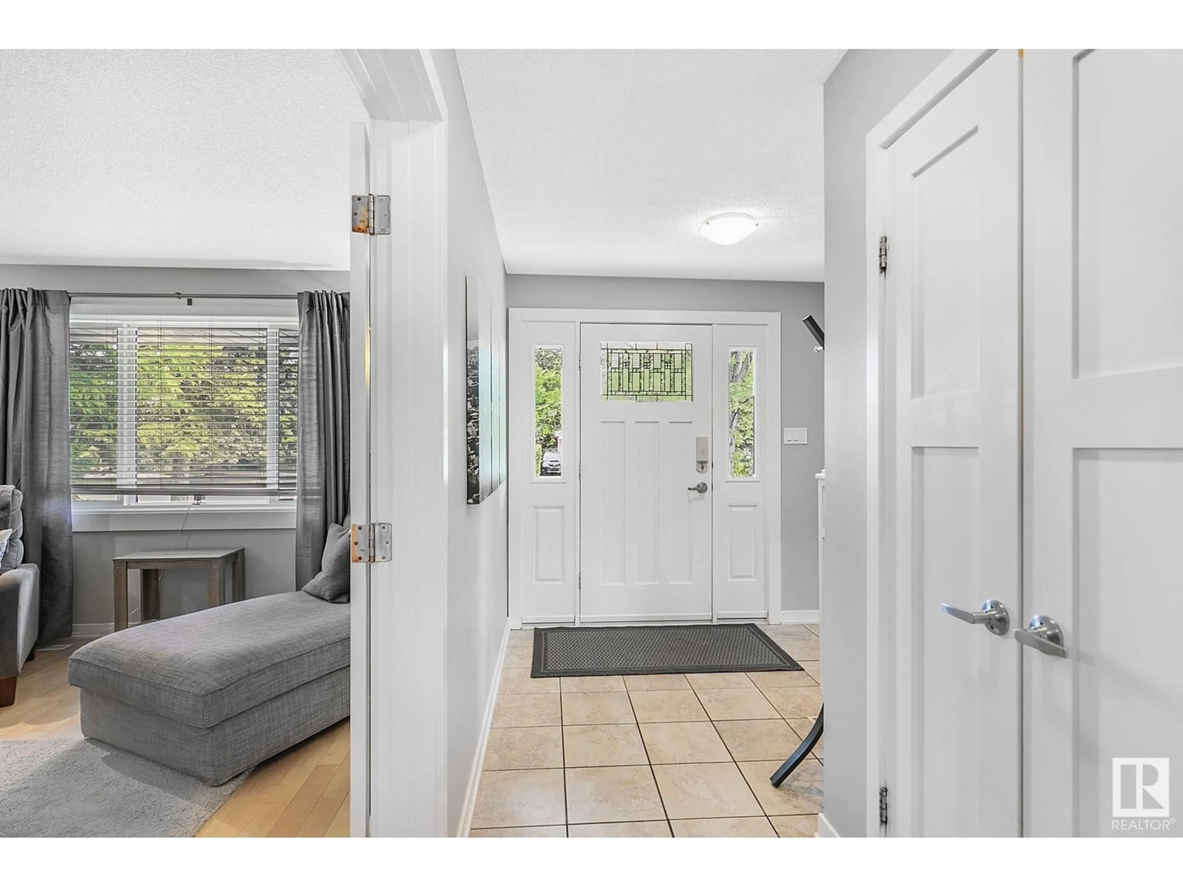 Indoor entryway for NW - 7316 156 ST, Edmonton Alberta T5R1X3