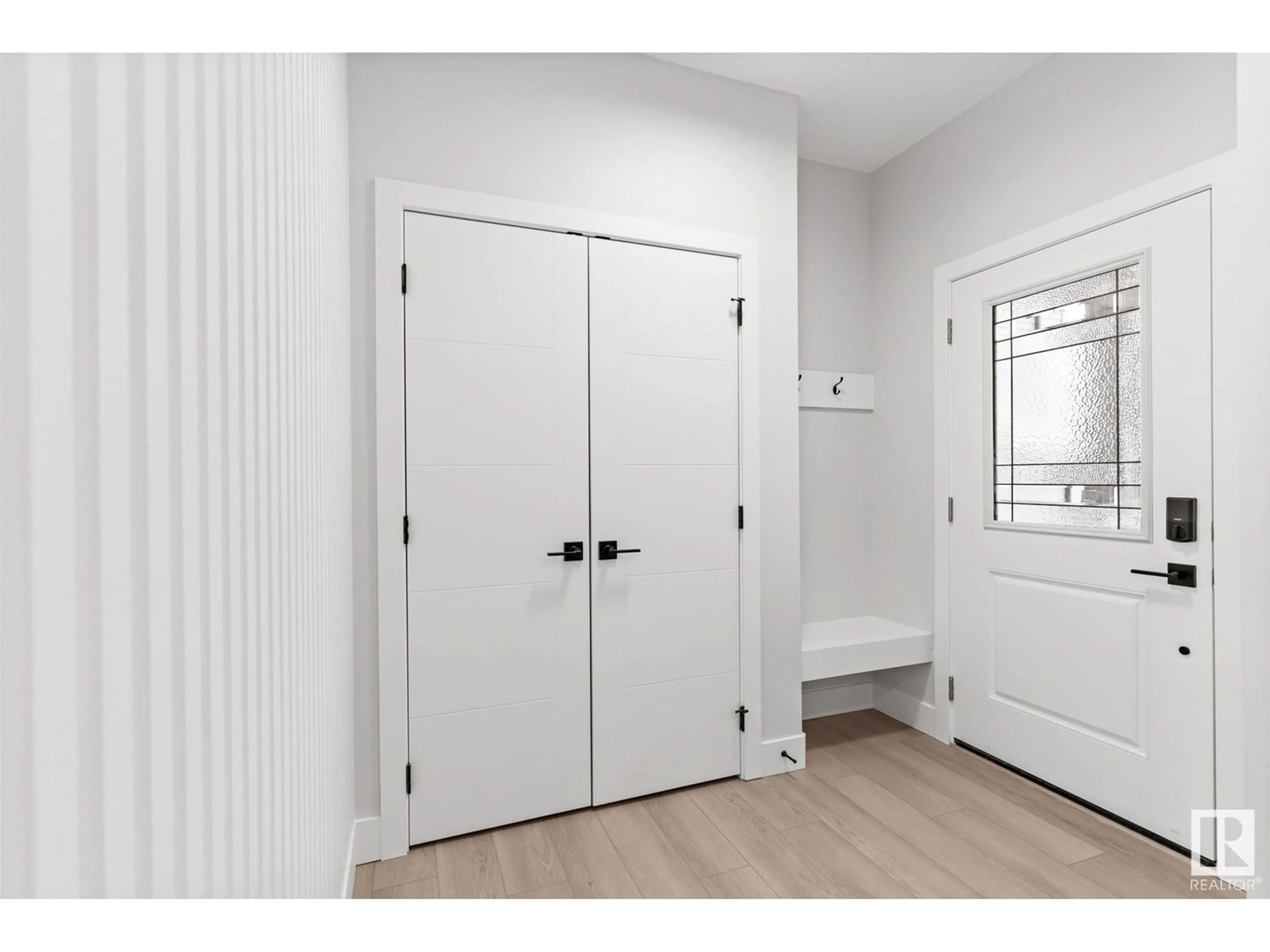Indoor entryway for 66 HEMINGWAY CRESCENT, Spruce Grove Alberta T7X2L6