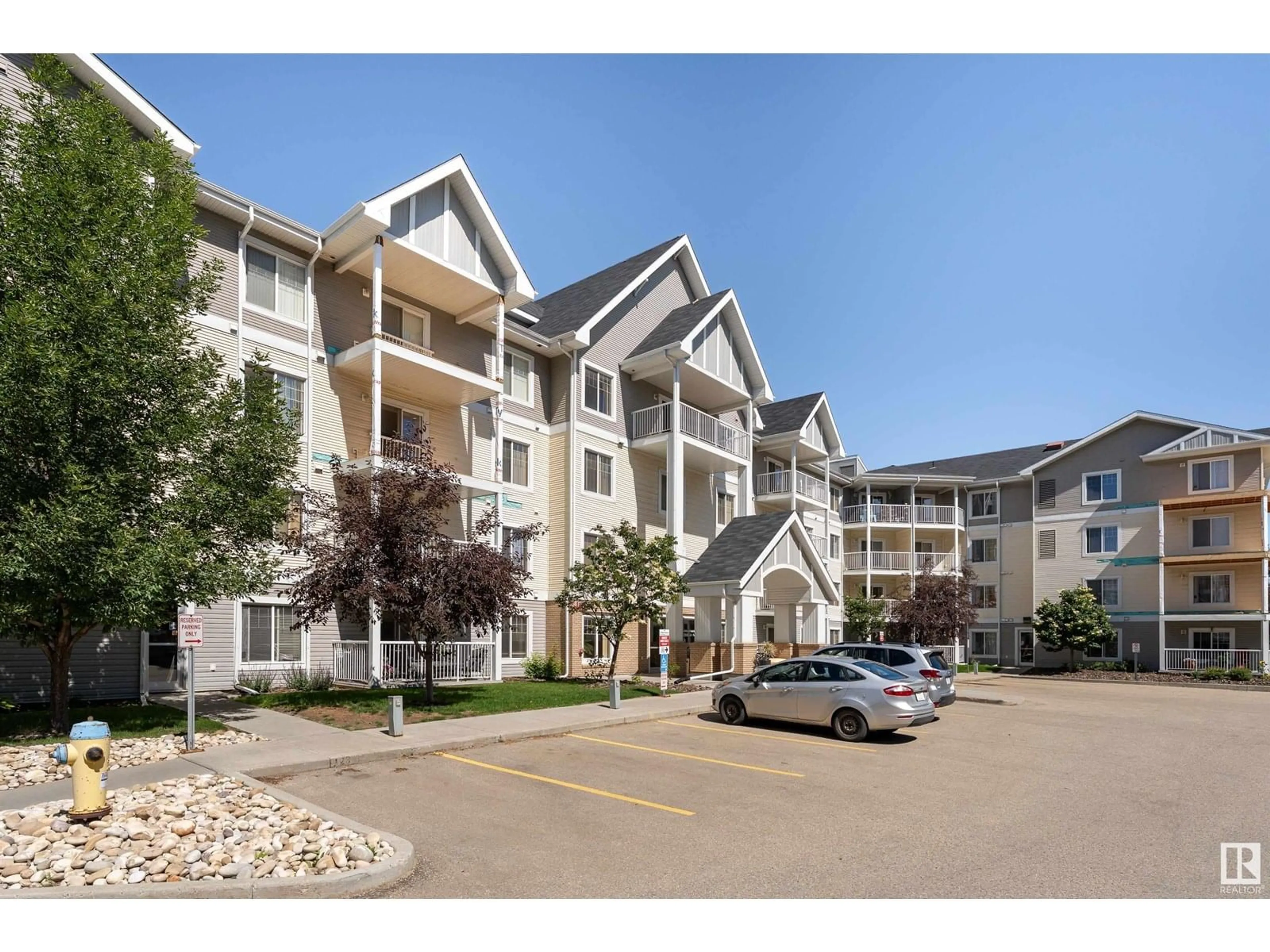 Unknown for #303 - 2208 44 AV NW, Edmonton Alberta T6T0G6