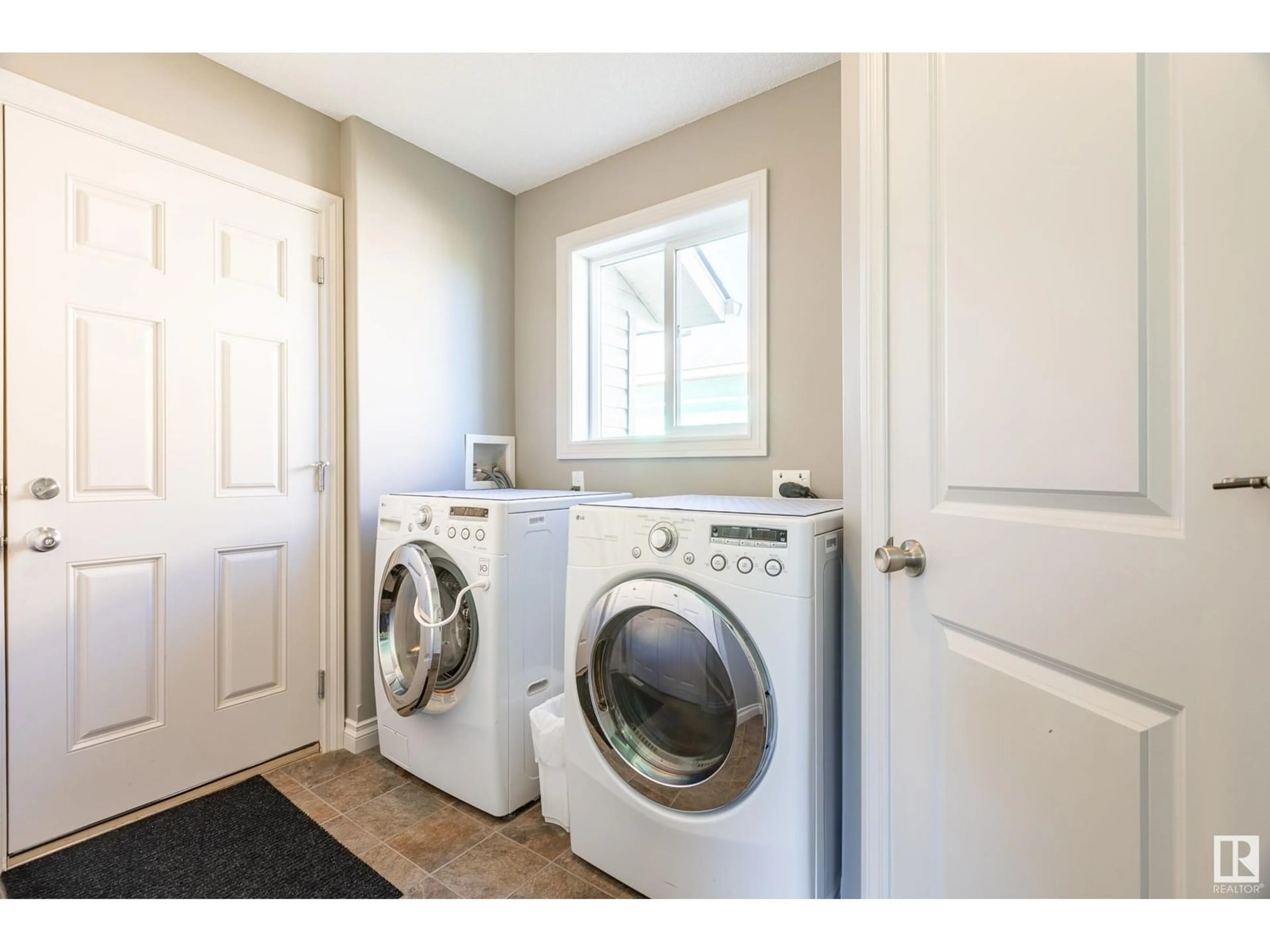 Laundry room for 5118 53A AV, Legal Alberta T0G1L0