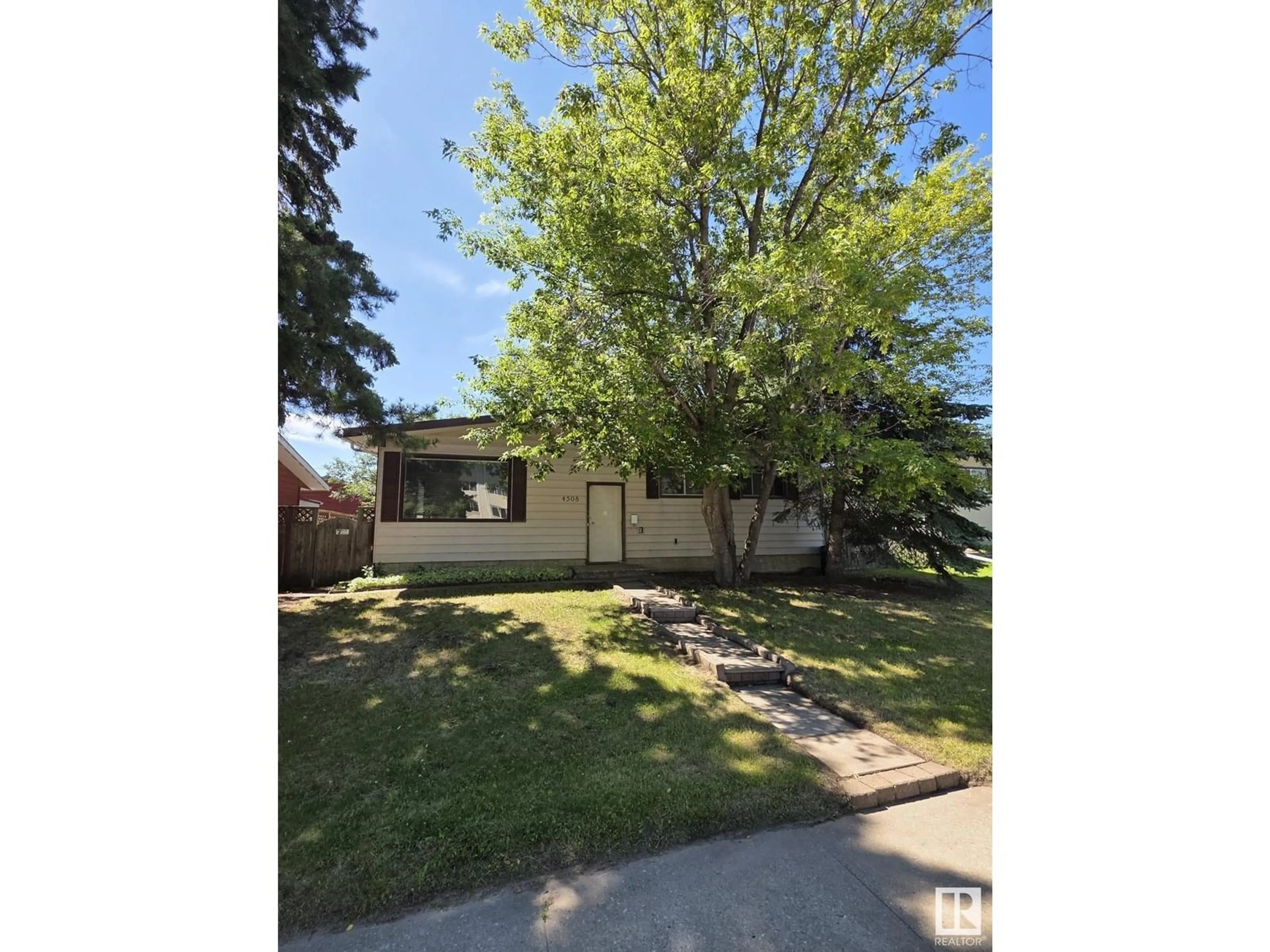 Unknown for 4508 44 AV, Stony Plain Alberta T7Z1J2