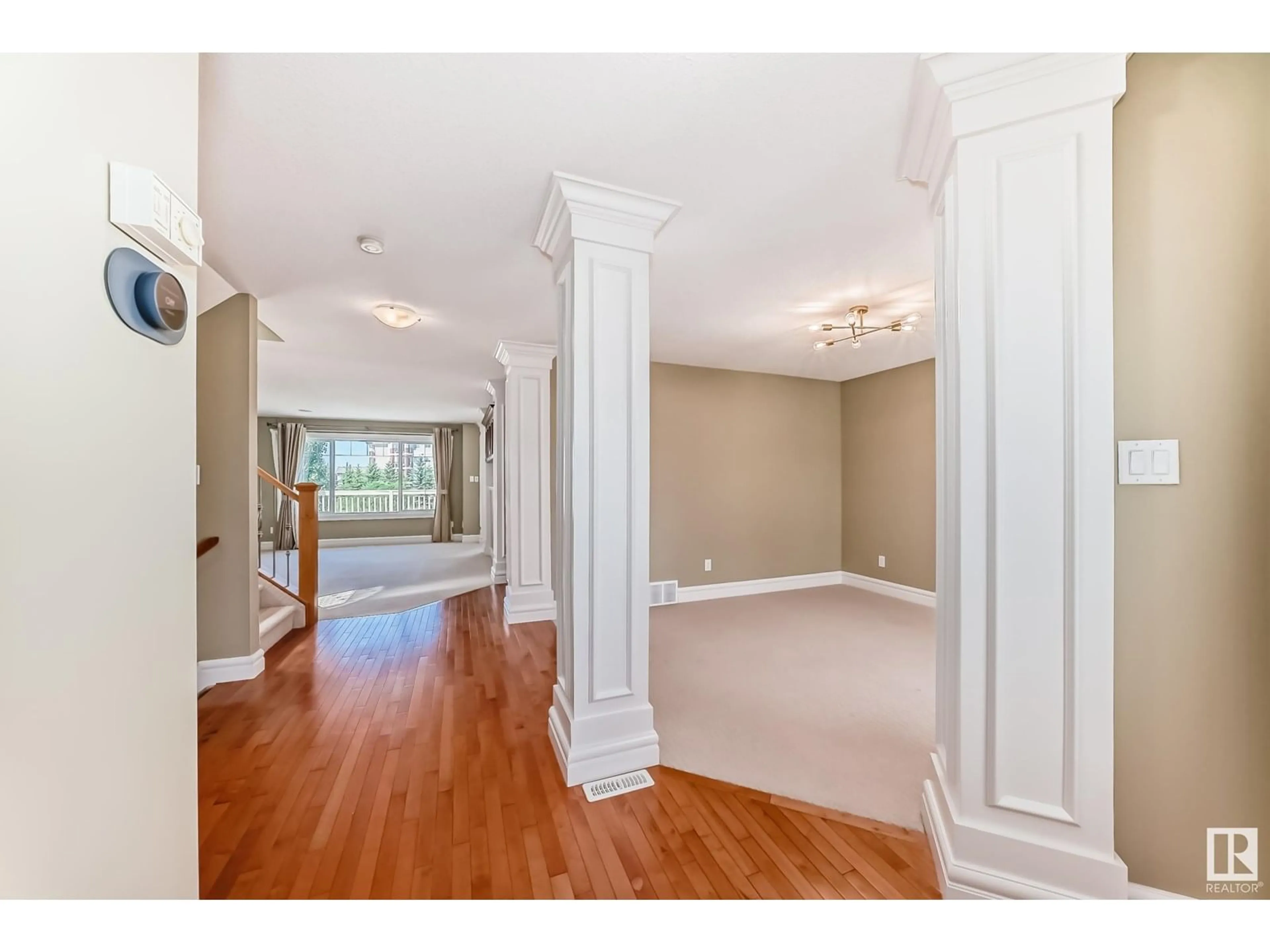 Indoor foyer for 7355 SINGER WY, Edmonton Alberta T6R3R9