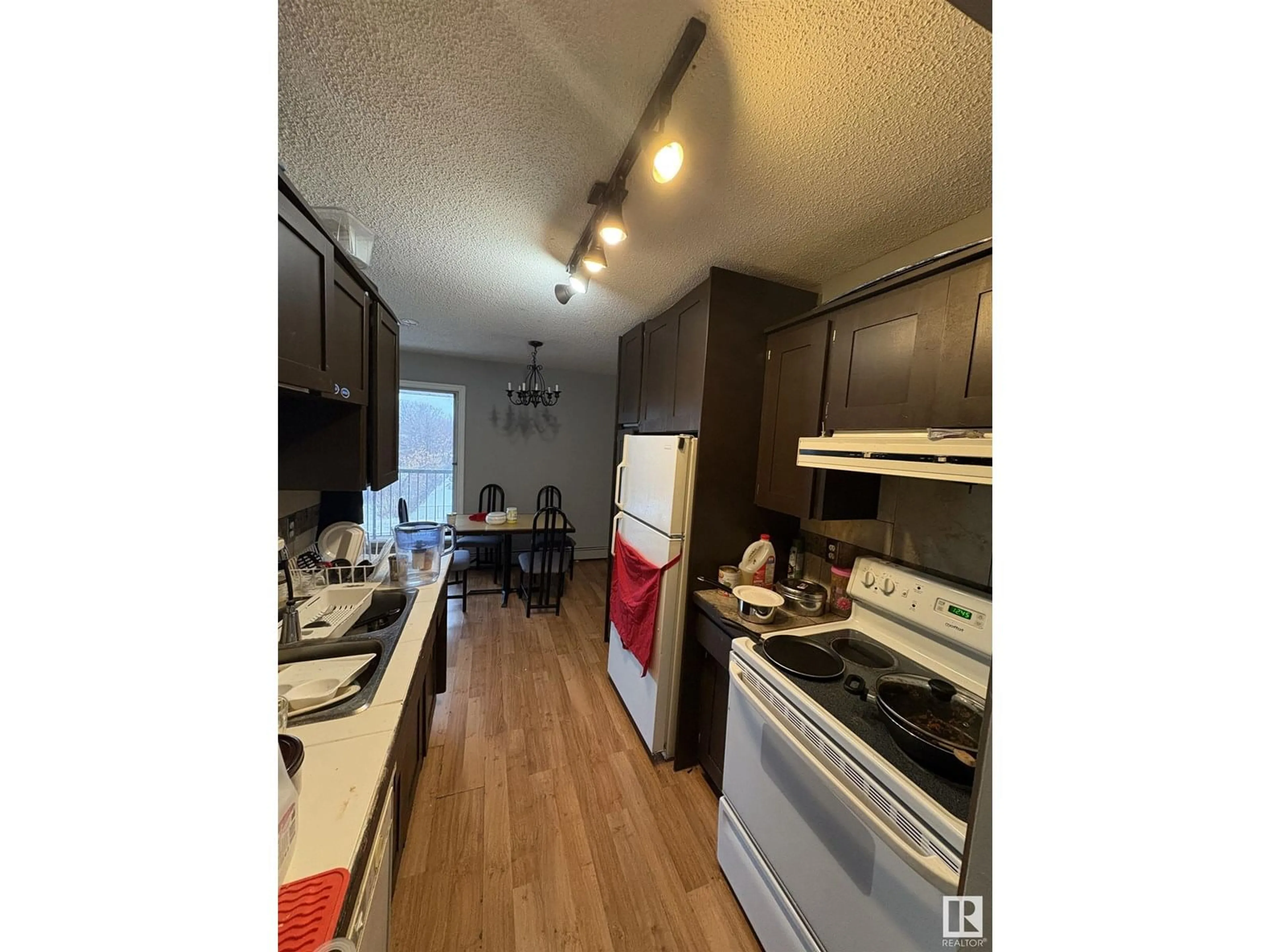Standard kitchen, wood/laminate floor for #301 - 11919 82 ST, Edmonton Alberta T5B2W4