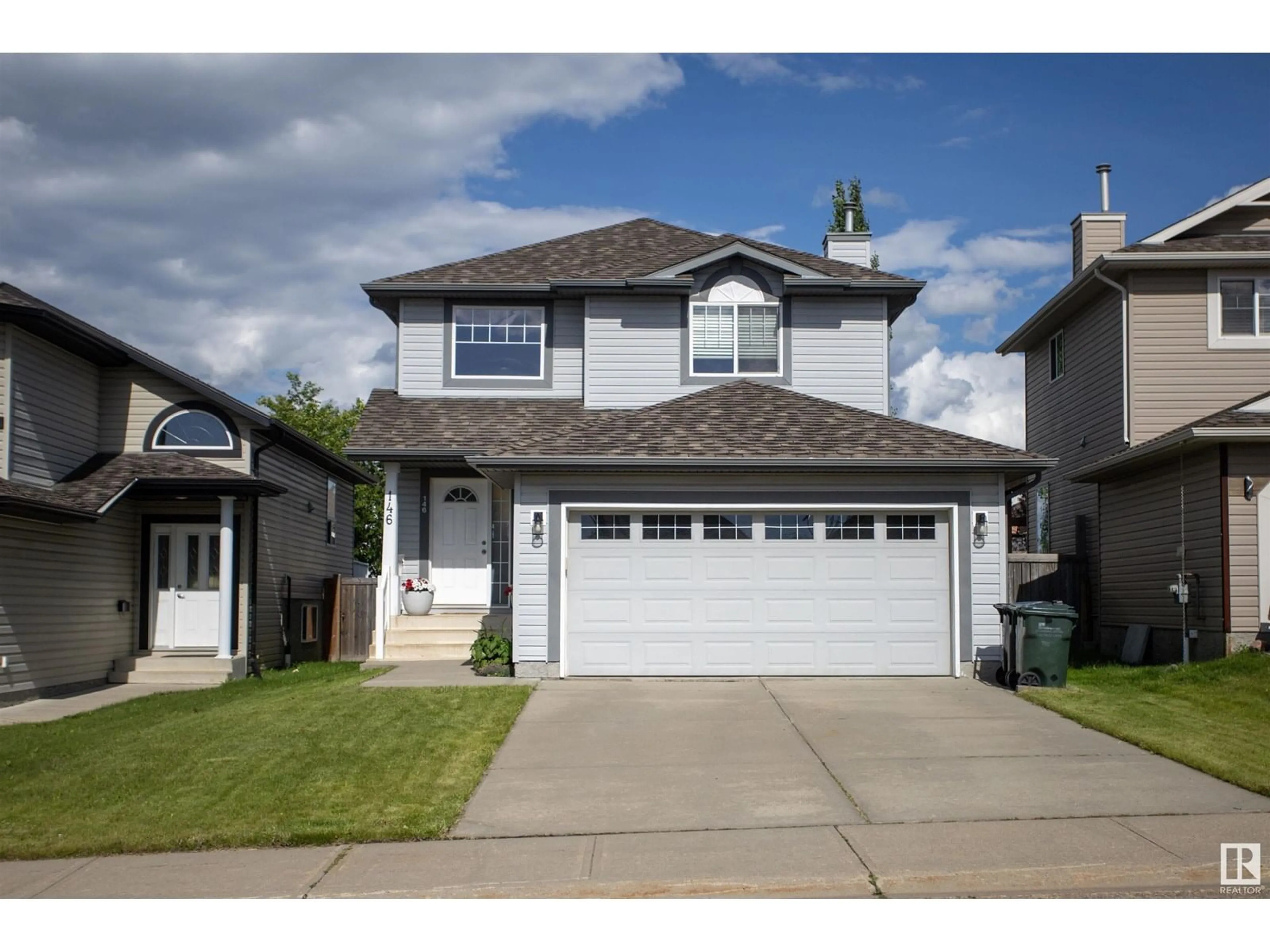 Home with vinyl exterior material, street for 146 CHESTERMERE CR, Sherwood Park Alberta T8N2W5