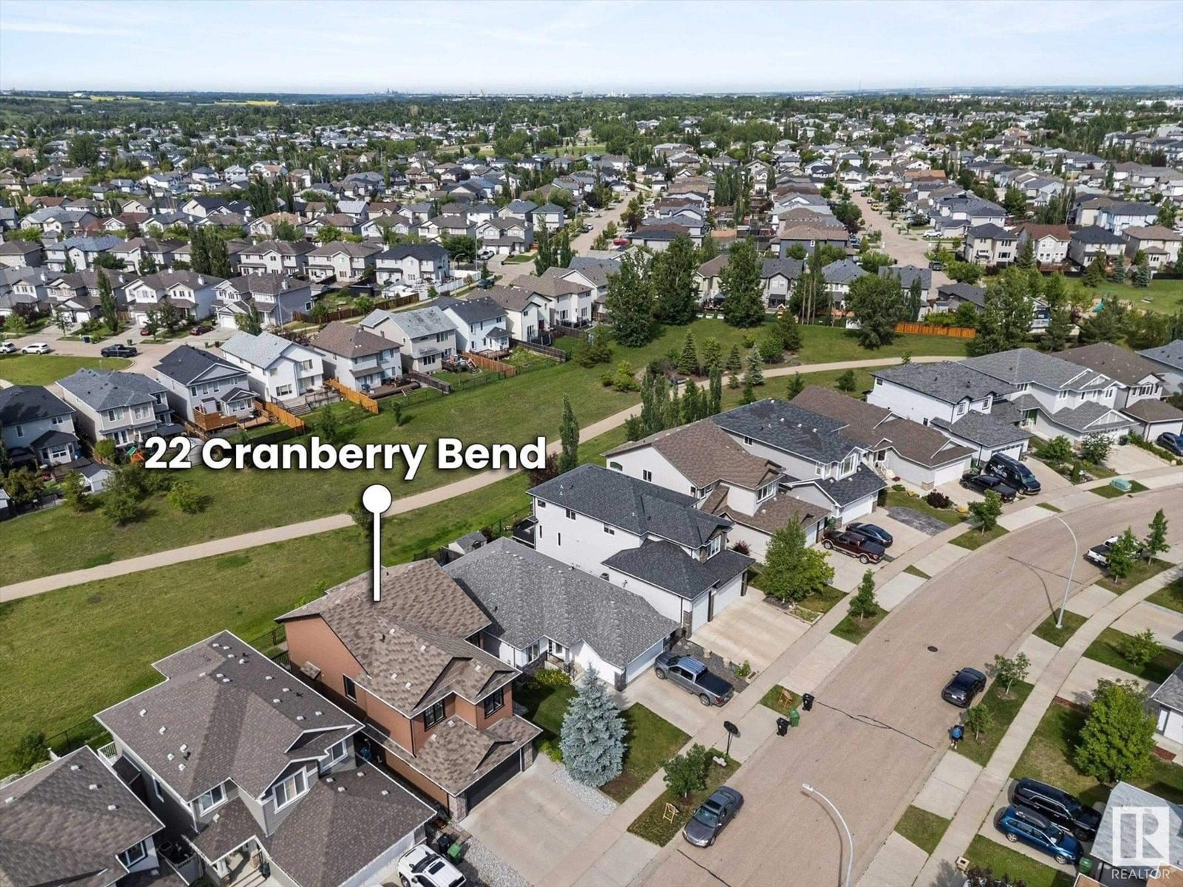 A pic from outside/outdoor area/front of a property/back of a property/a pic from drone, street for 22 CRANBERRY BN, Fort Saskatchewan Alberta T8L0H2