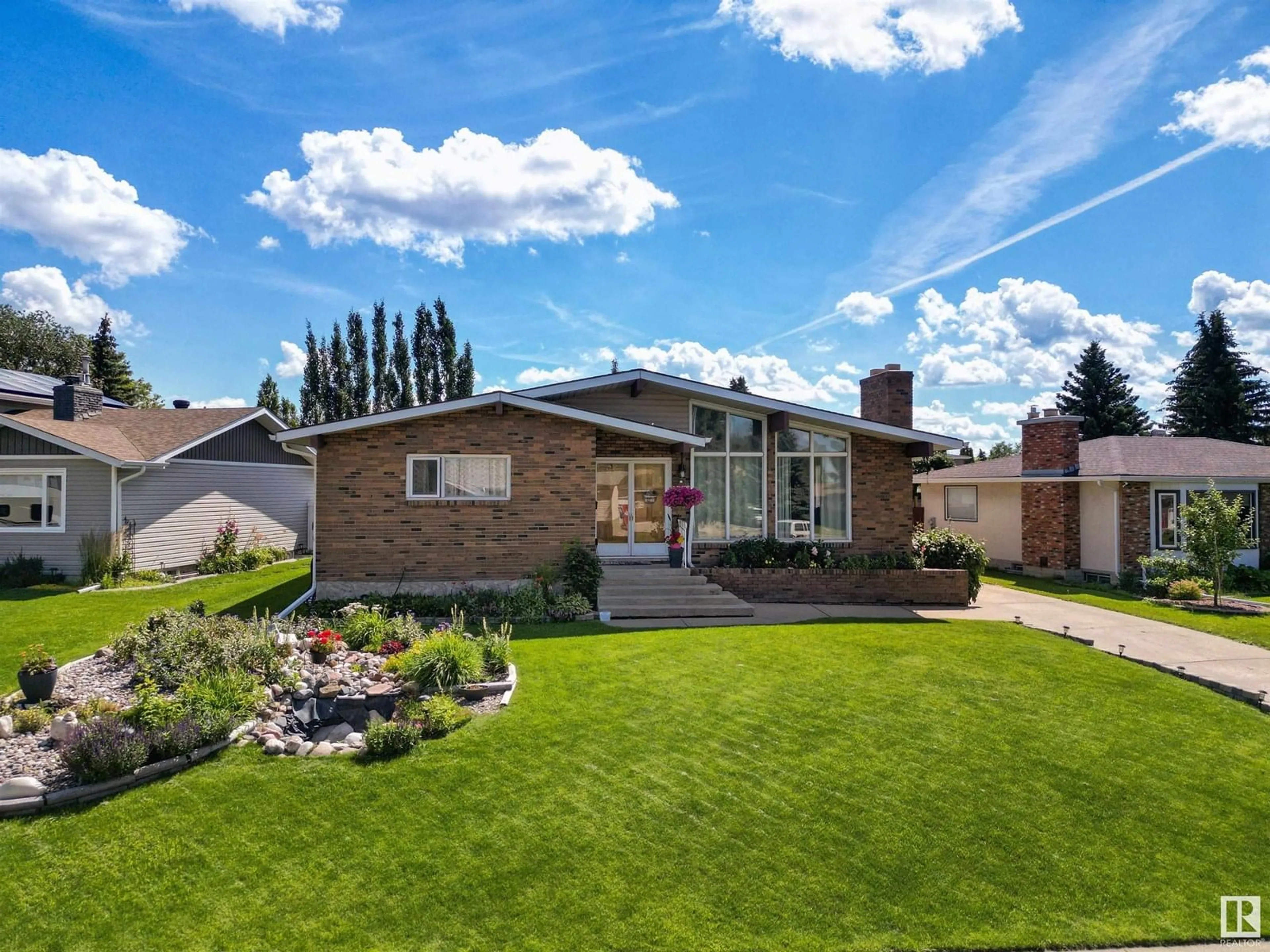 Unknown for NW - 1303 85 ST, Edmonton Alberta T6K1X7