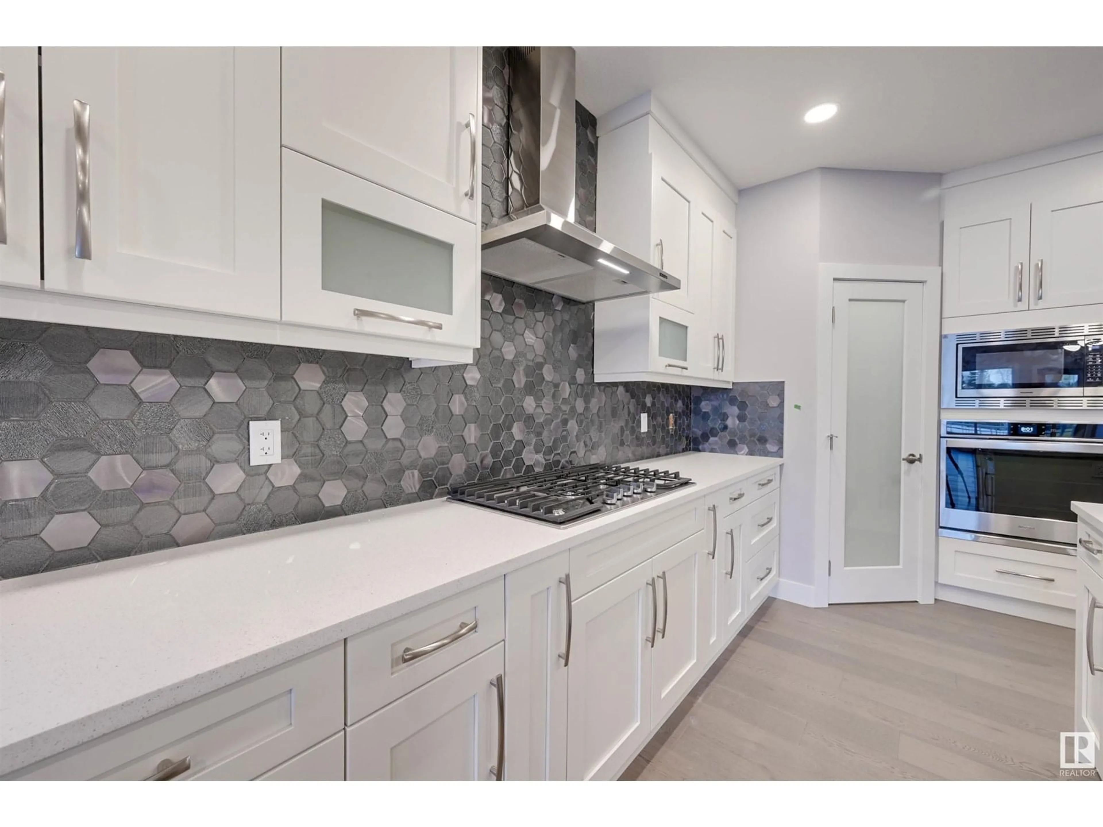 Contemporary kitchen, ceramic/tile floor for 28 CANNES CV, St. Albert Alberta T8T2C6