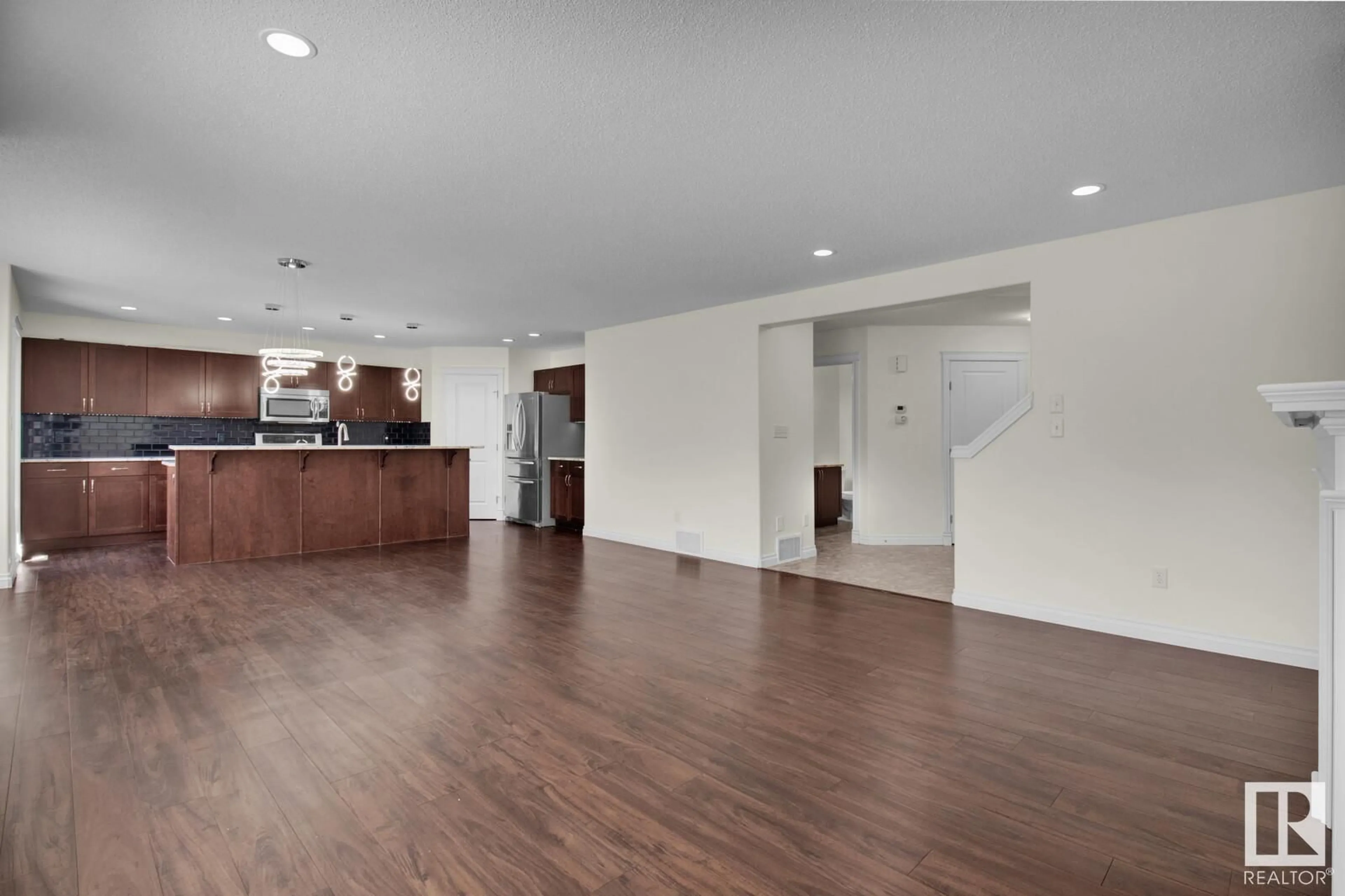 Unknown for NW - 16540 131 ST, Edmonton Alberta T6V0G1