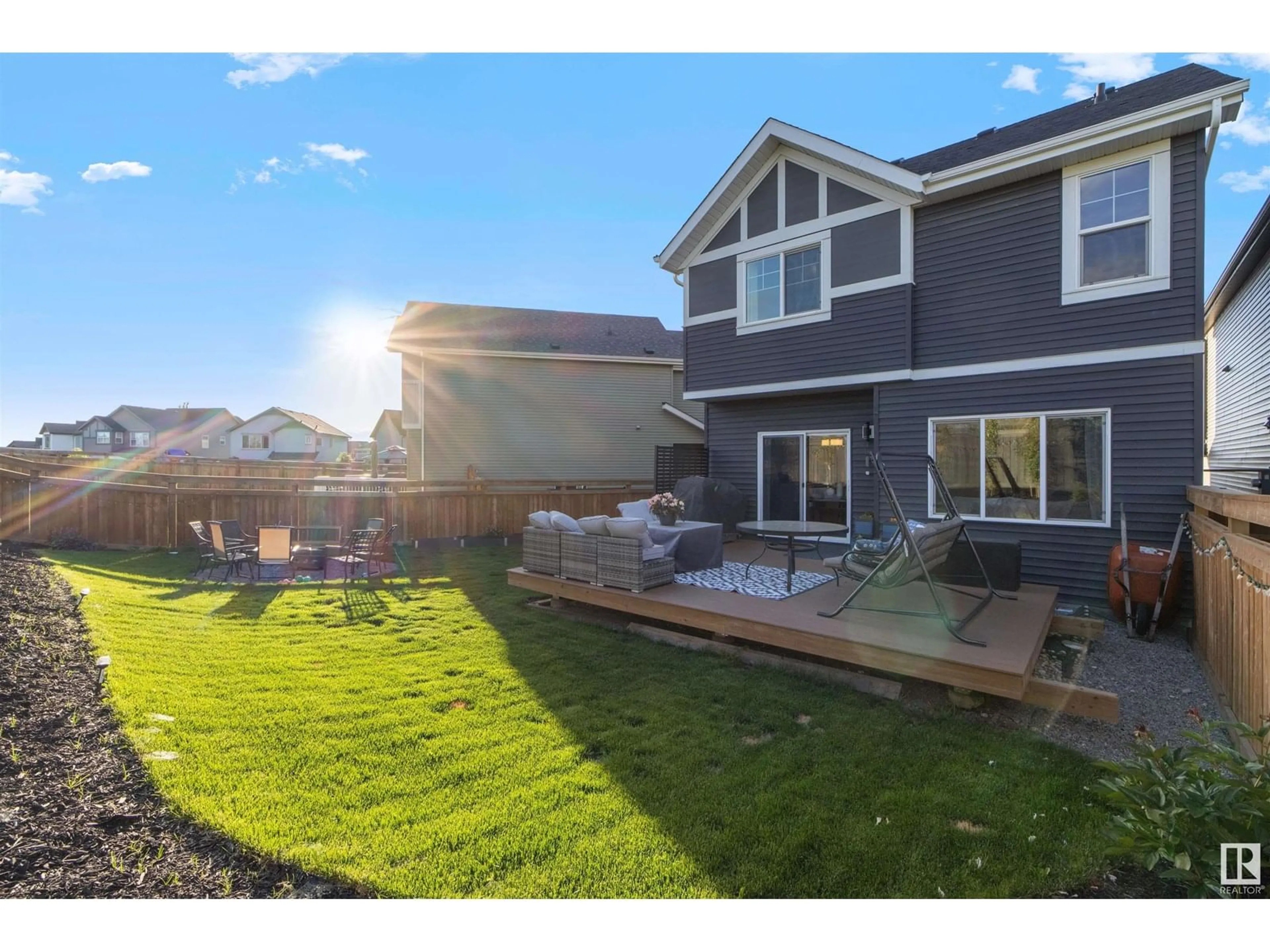 Unknown for 1028 DANIELS LO, Edmonton Alberta T6W4C9