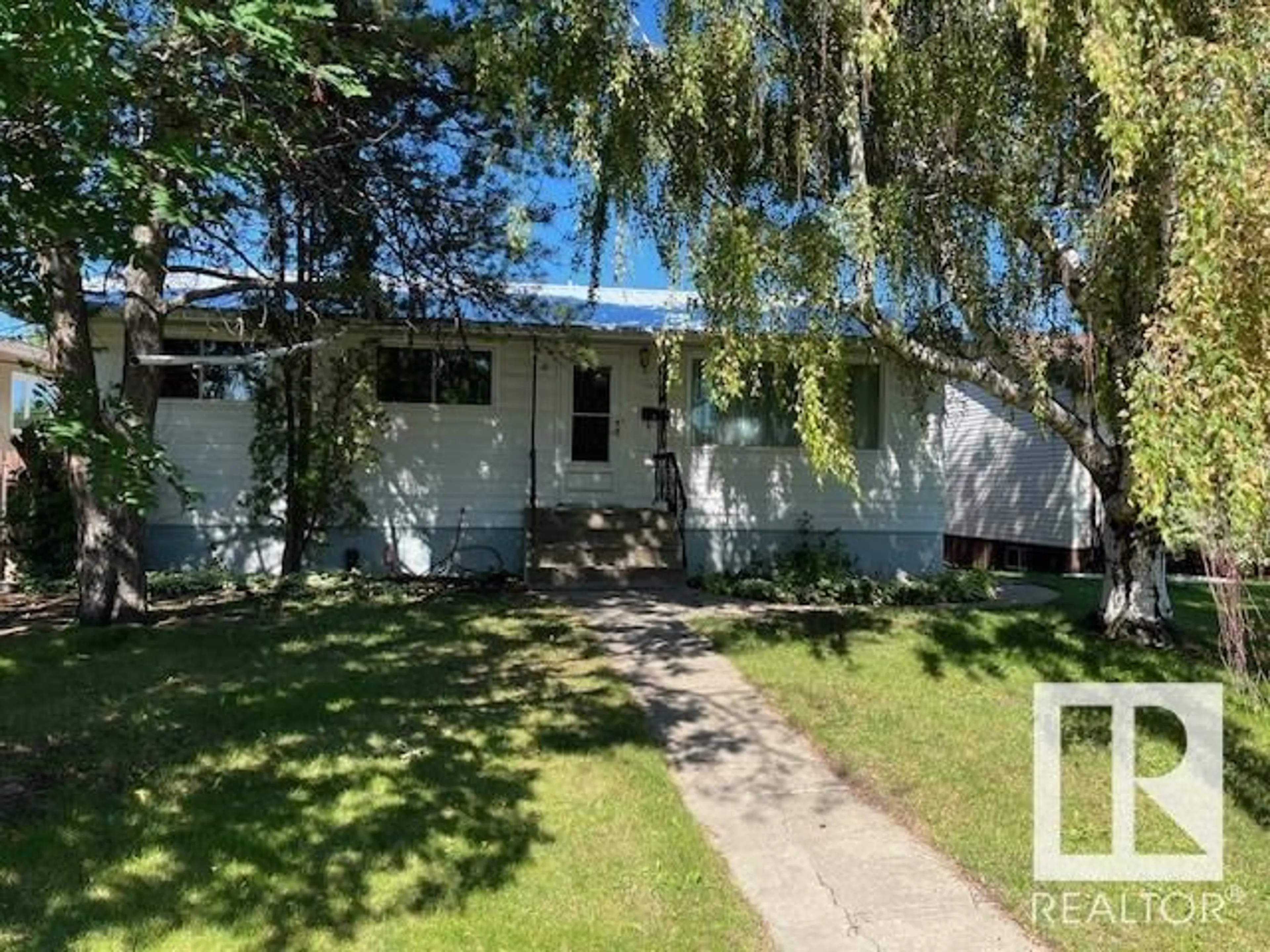 Unknown for NW - 13512 65 ST, Edmonton Alberta T5A1A4