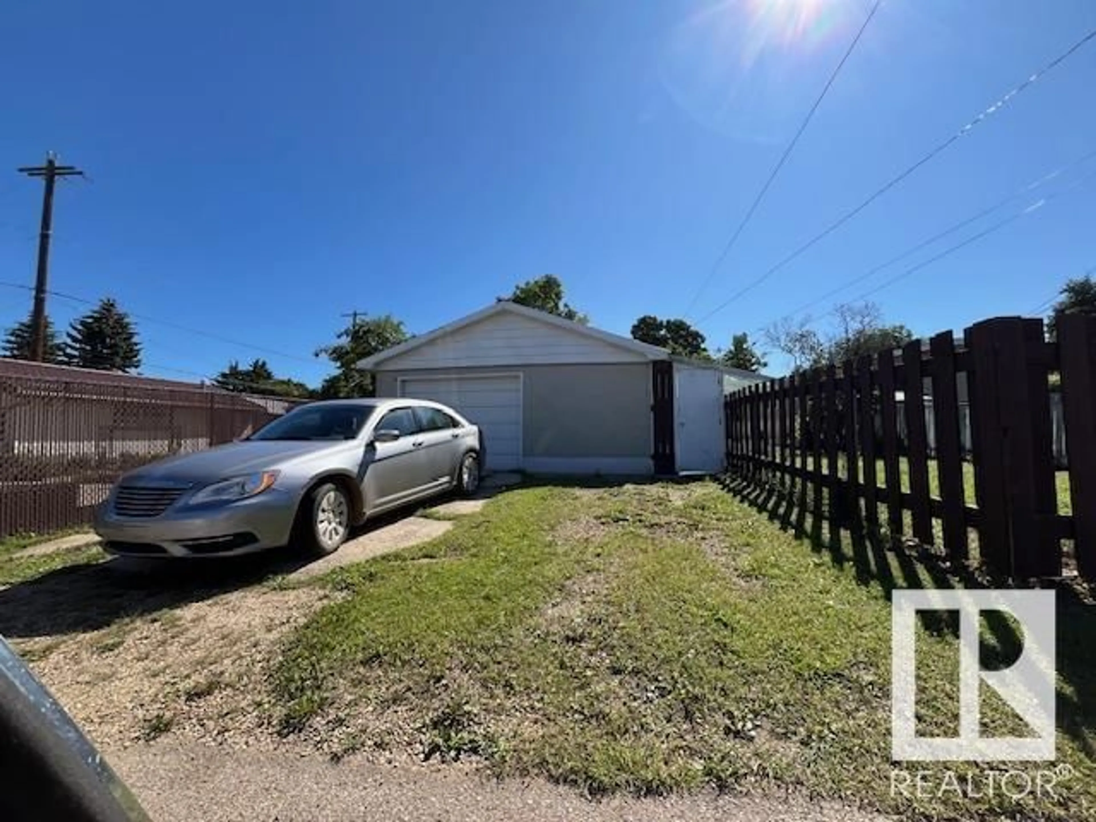 Unknown for NW - 13512 65 ST, Edmonton Alberta T5A1A4