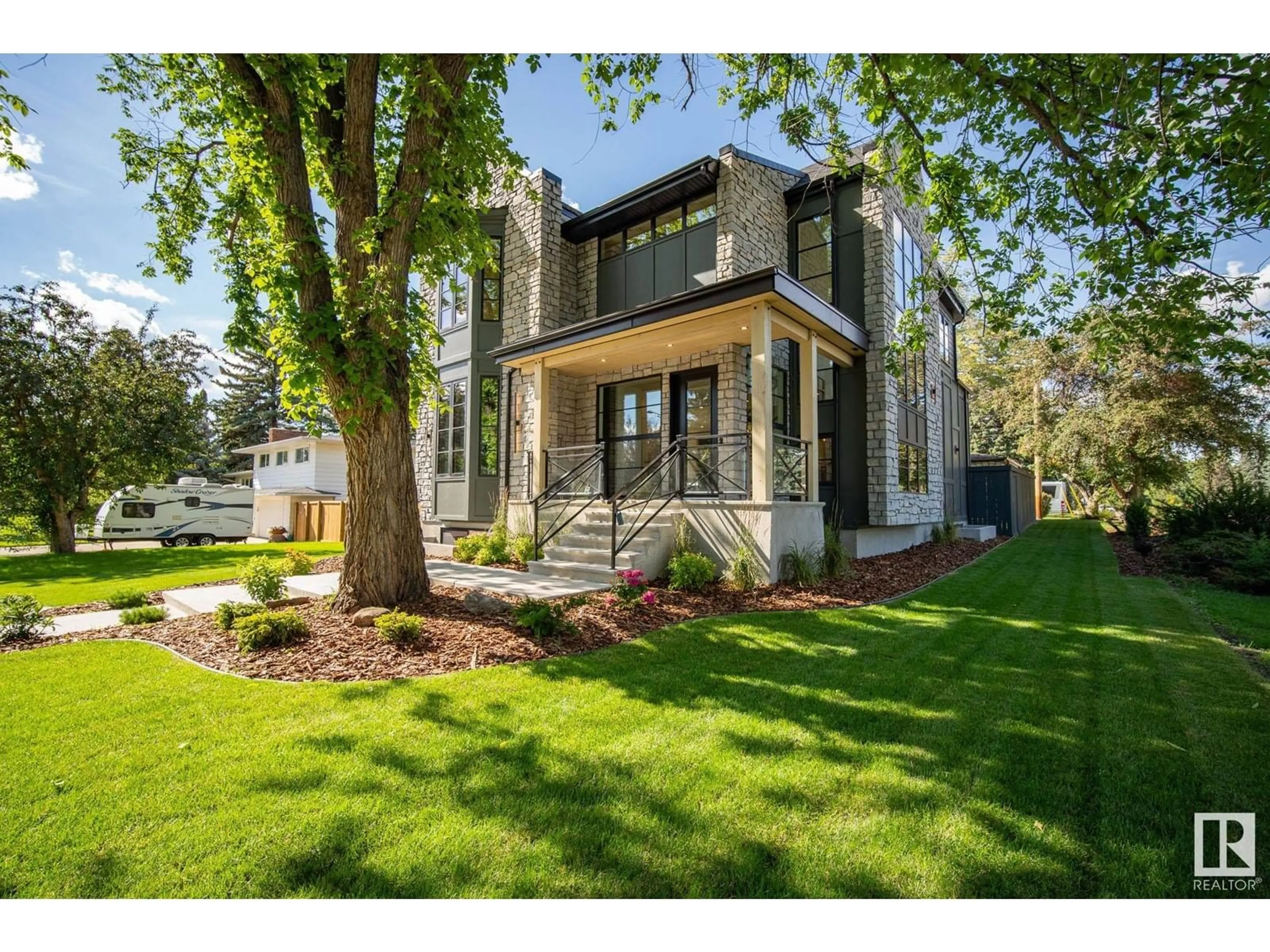 Home with brick exterior material, street for 13804 85 AV, Edmonton Alberta T5R3Y7