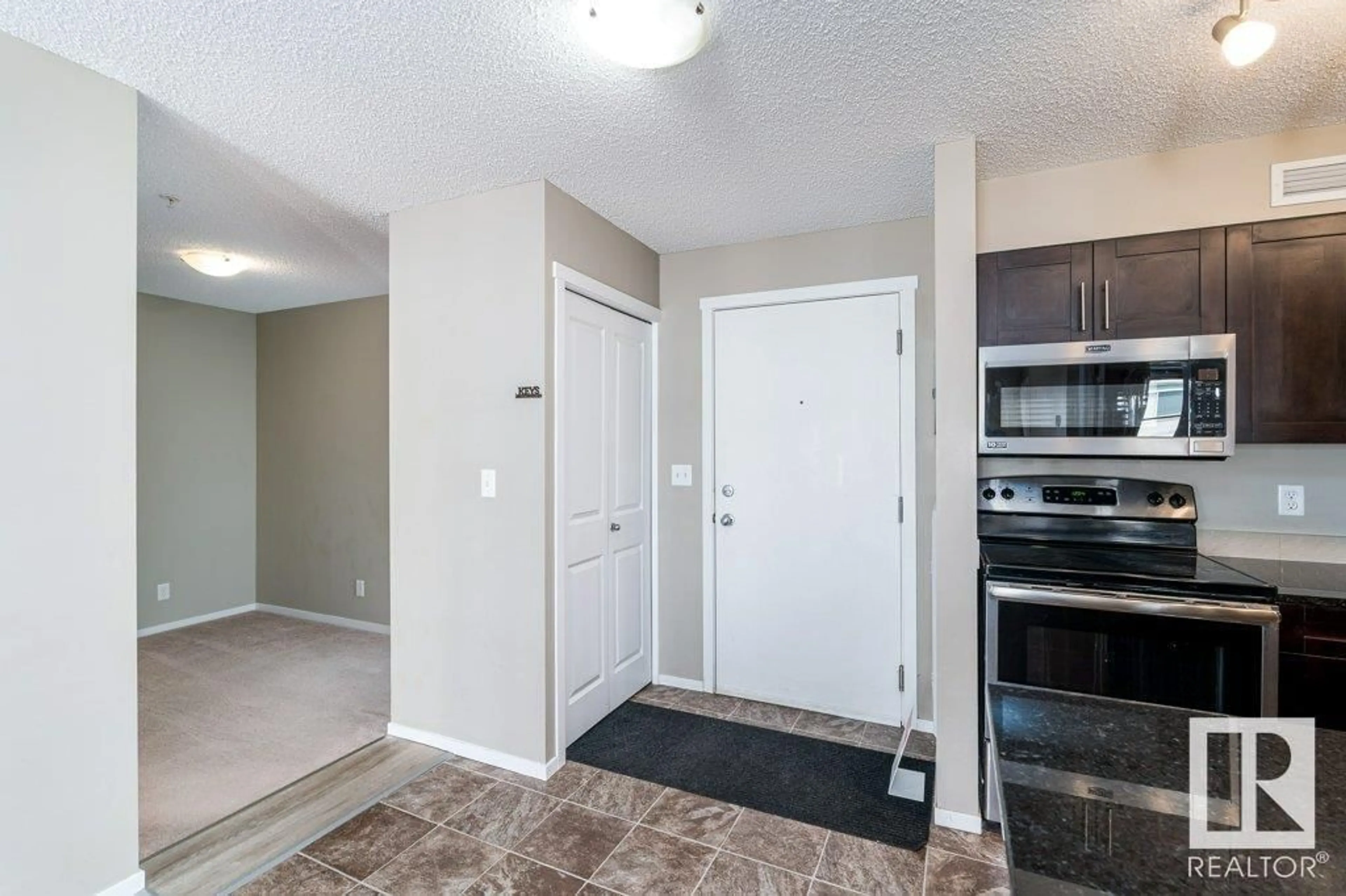 Unknown for 5804 - 317 MULLEN PL, Edmonton Alberta T6R0W3