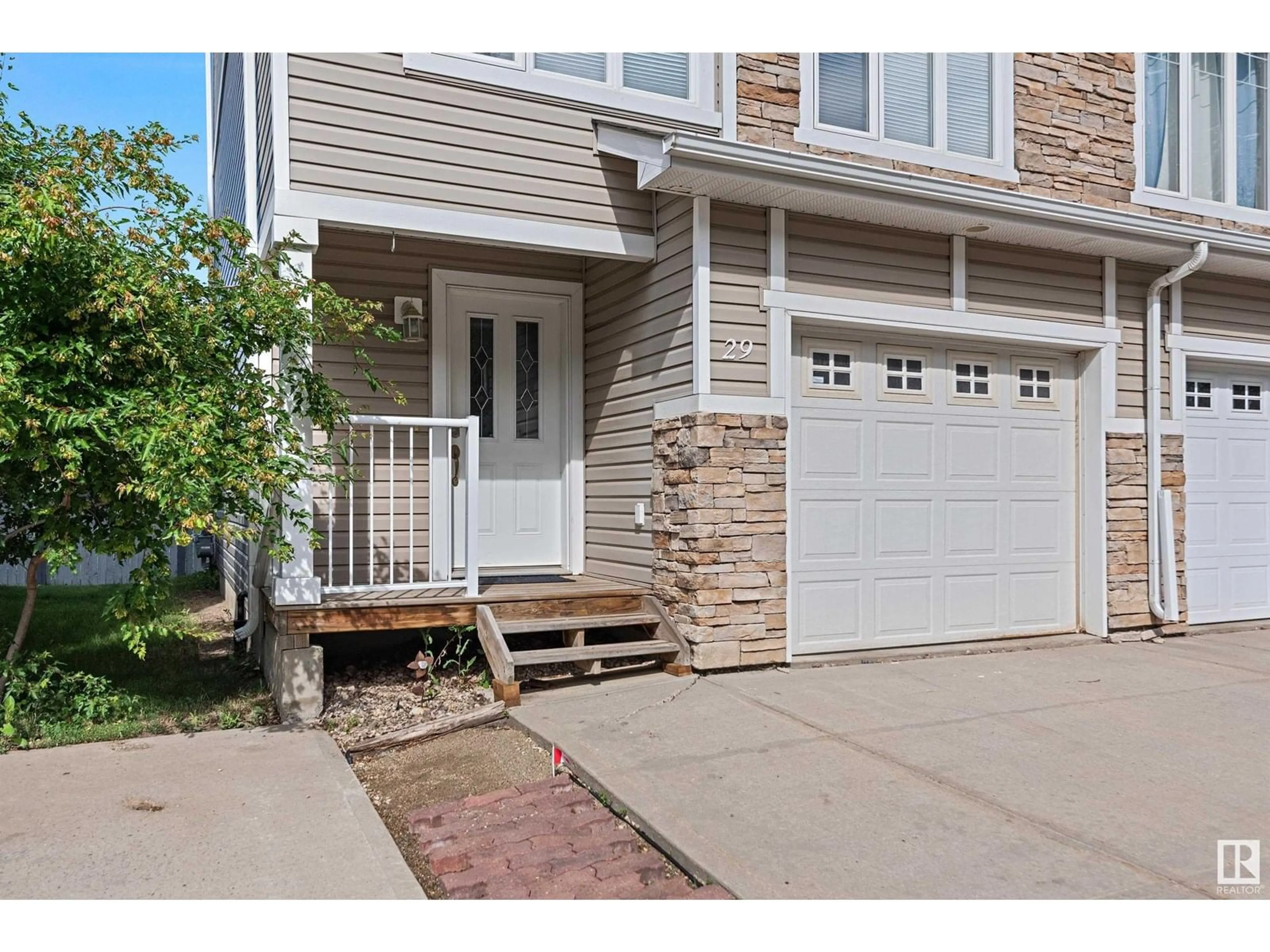 Unknown for 29 9904 101 AV, Morinville Alberta T8R0E2