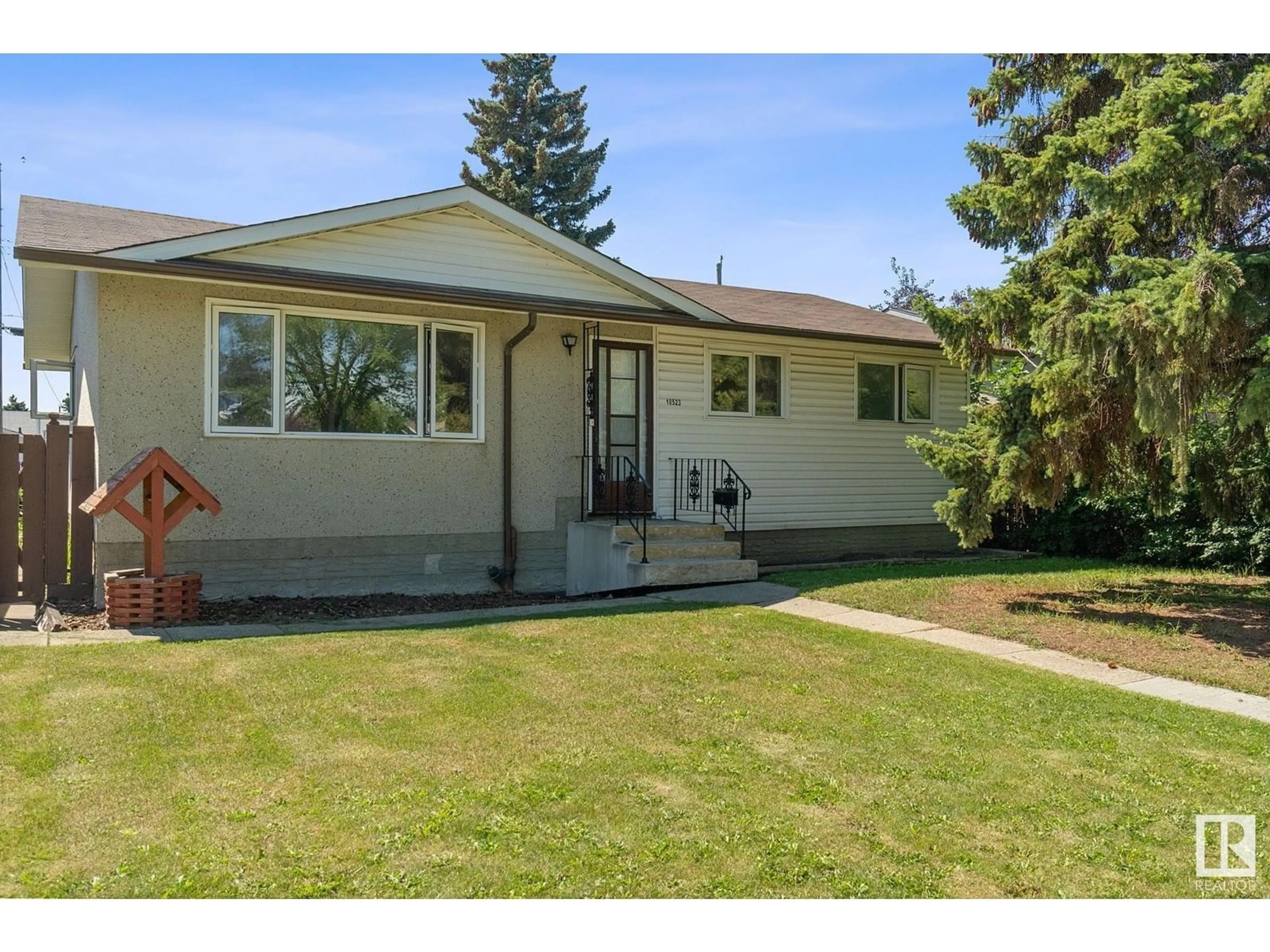 Unknown for 10523 137 AV, Edmonton Alberta T5E1Z1