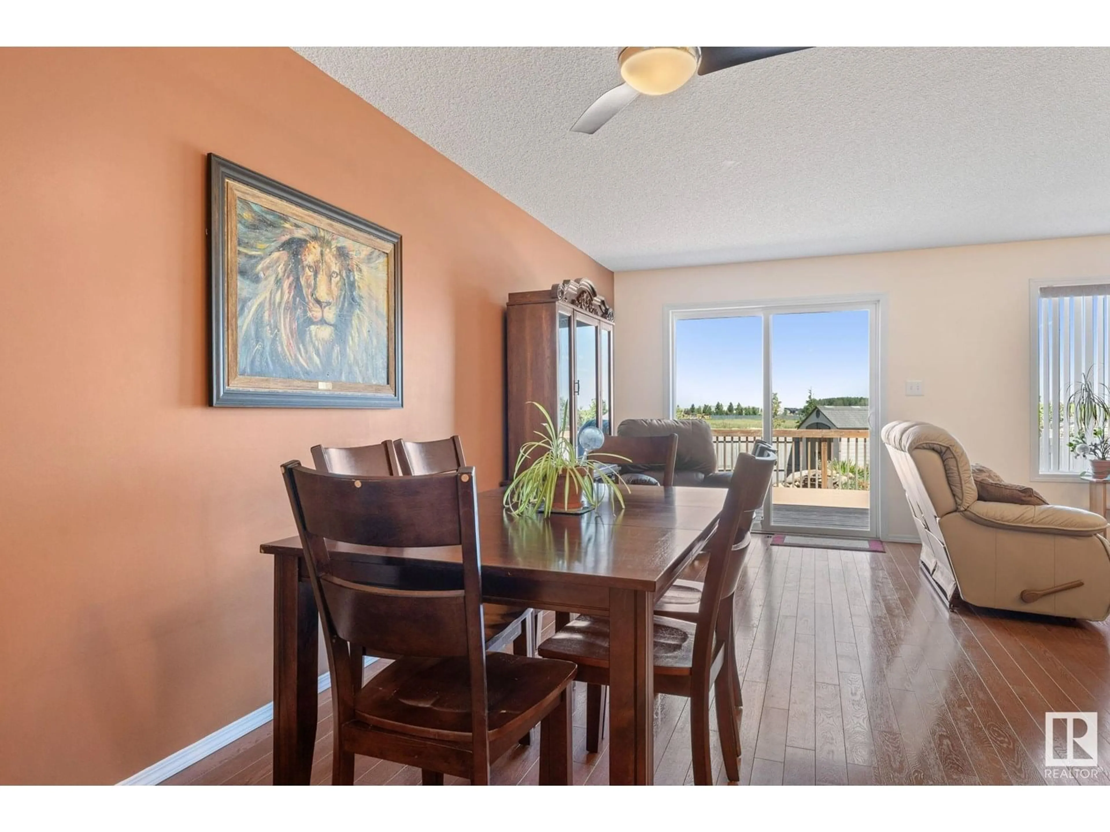 Dining room, wood/laminate floor for 21306 61 AV, Edmonton Alberta T6M0J9