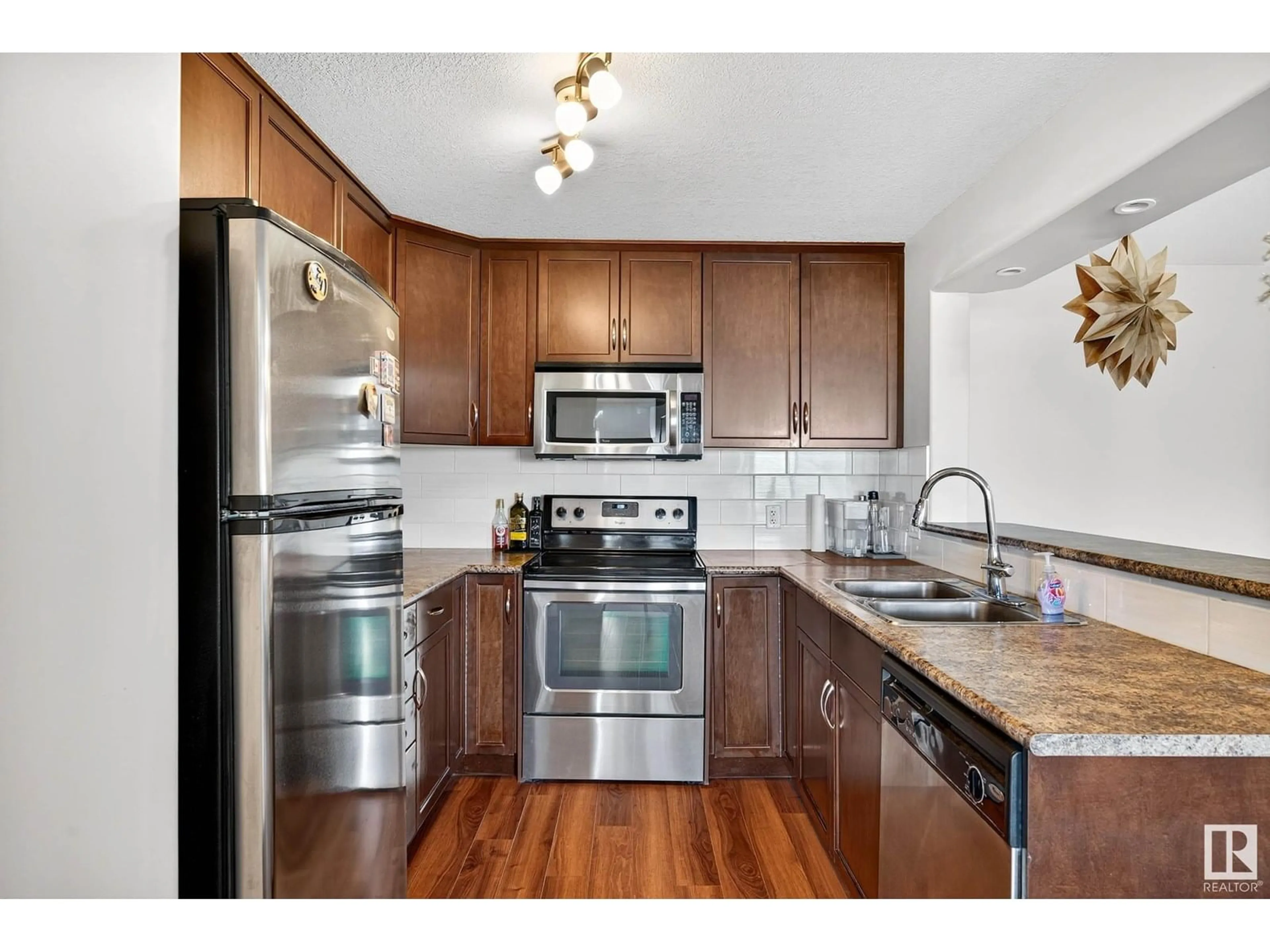 Standard kitchen, wood/laminate floor for #356 - 11517 ELLERSLIE RD, Edmonton Alberta T6W2A9