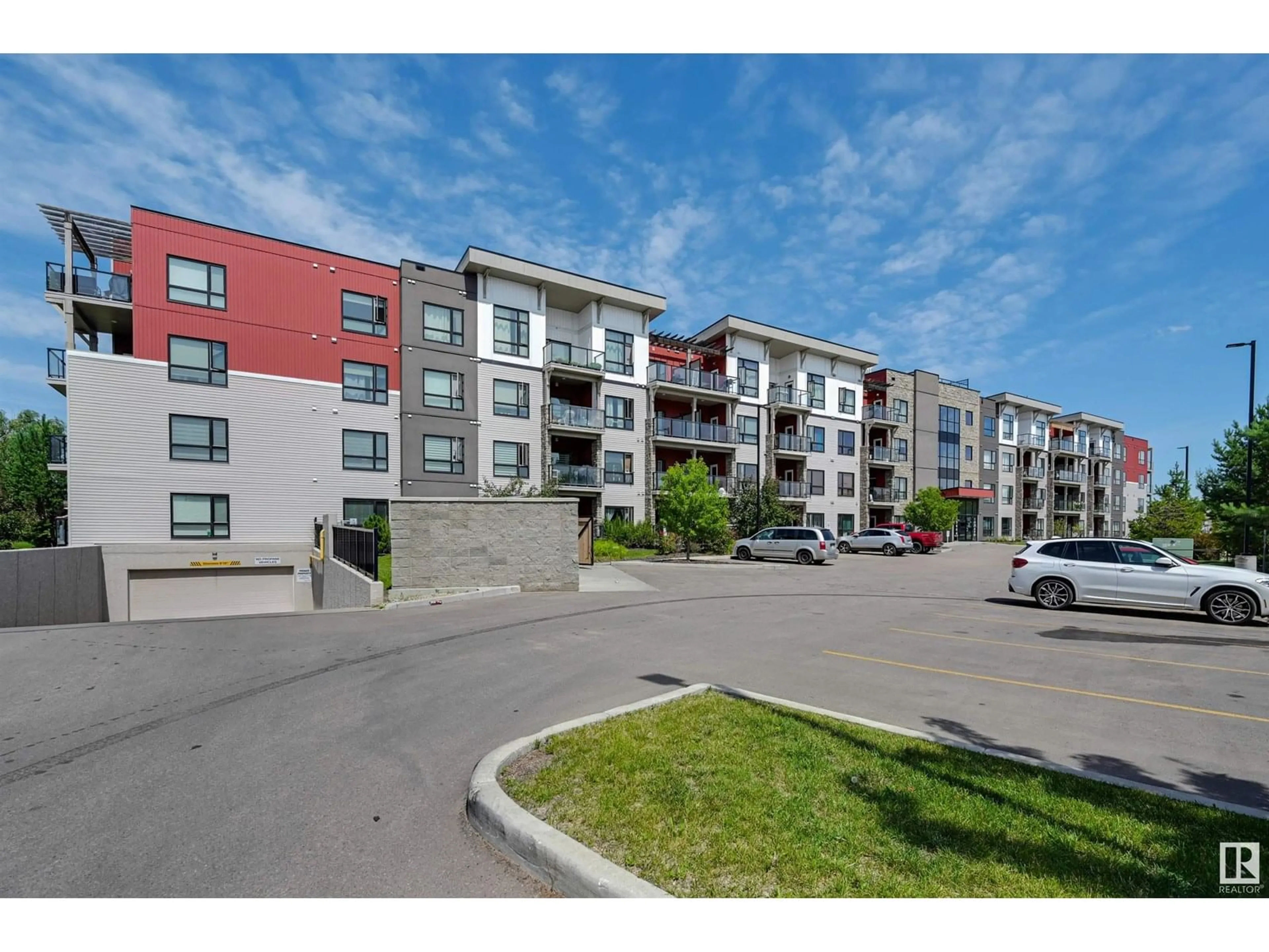 A pic from outside/outdoor area/front of a property/back of a property/a pic from drone, street for NW - 124 12804 140 AV, Edmonton Alberta T6V0M3