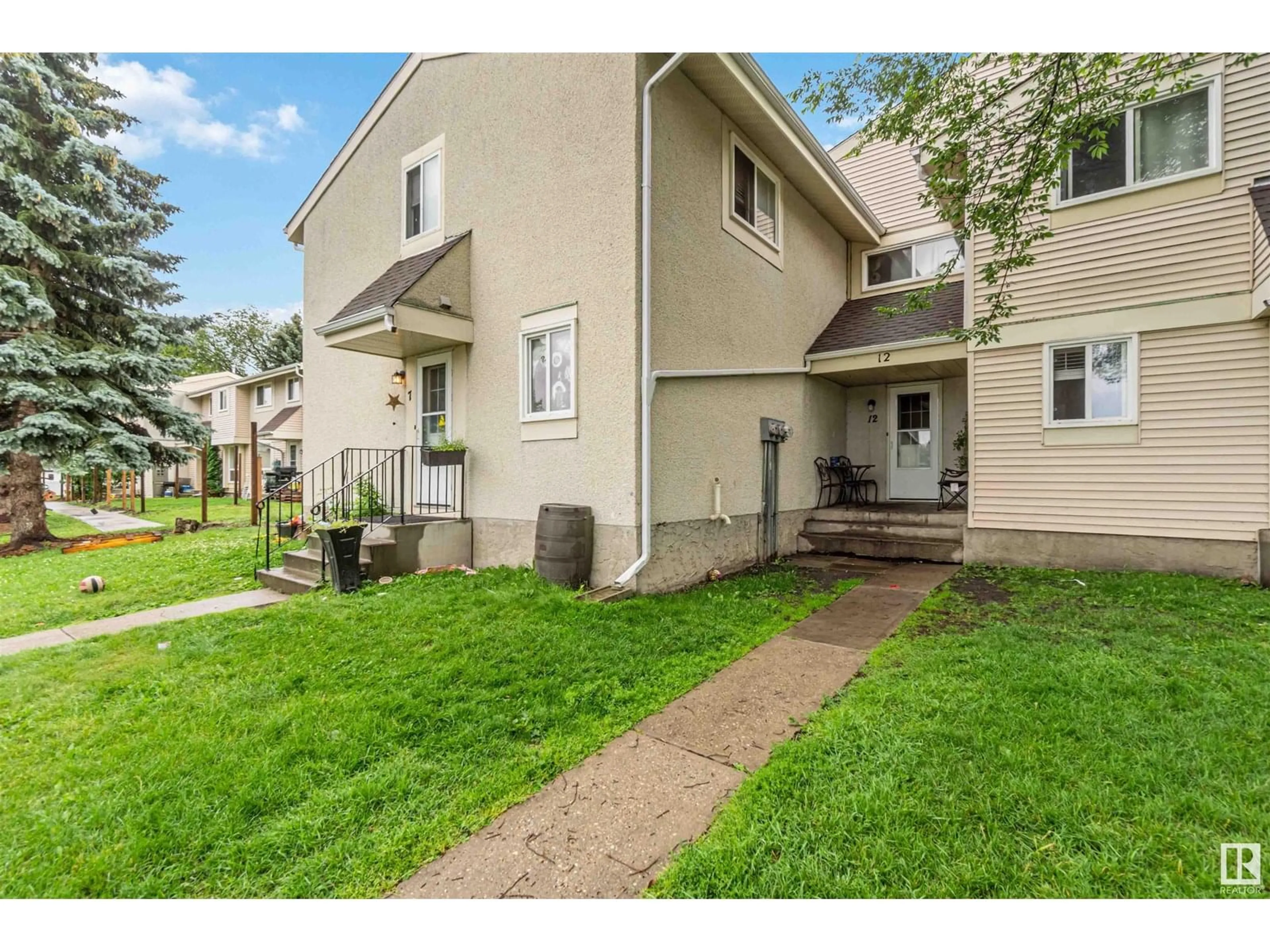 Patio, street for 12 ATHABASCA AC, Devon Alberta T9G1L8