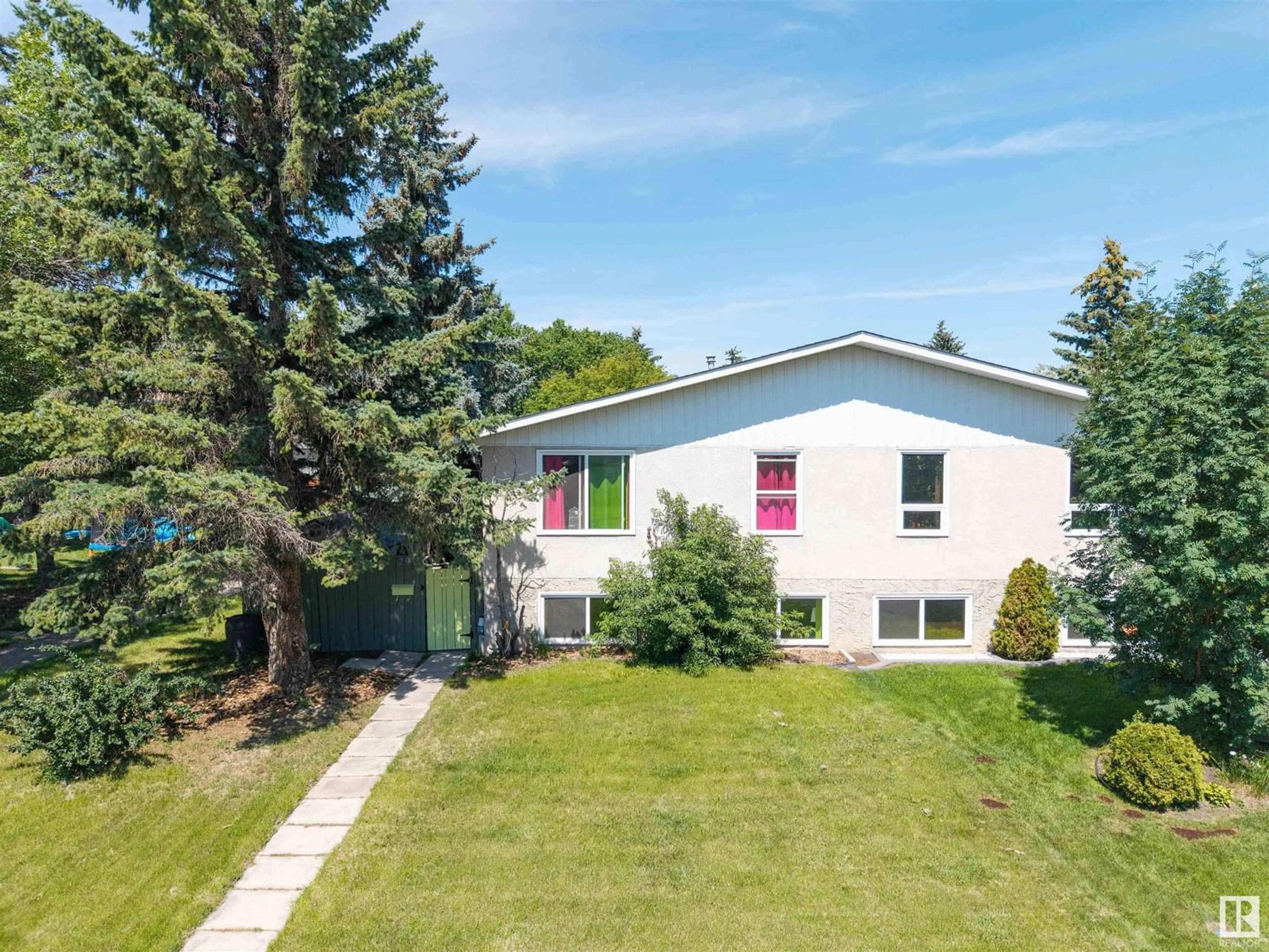 Home with vinyl exterior material, street for N NW - 296 KNOTTWOOD NORTH RD, Edmonton Alberta T6K1Y5