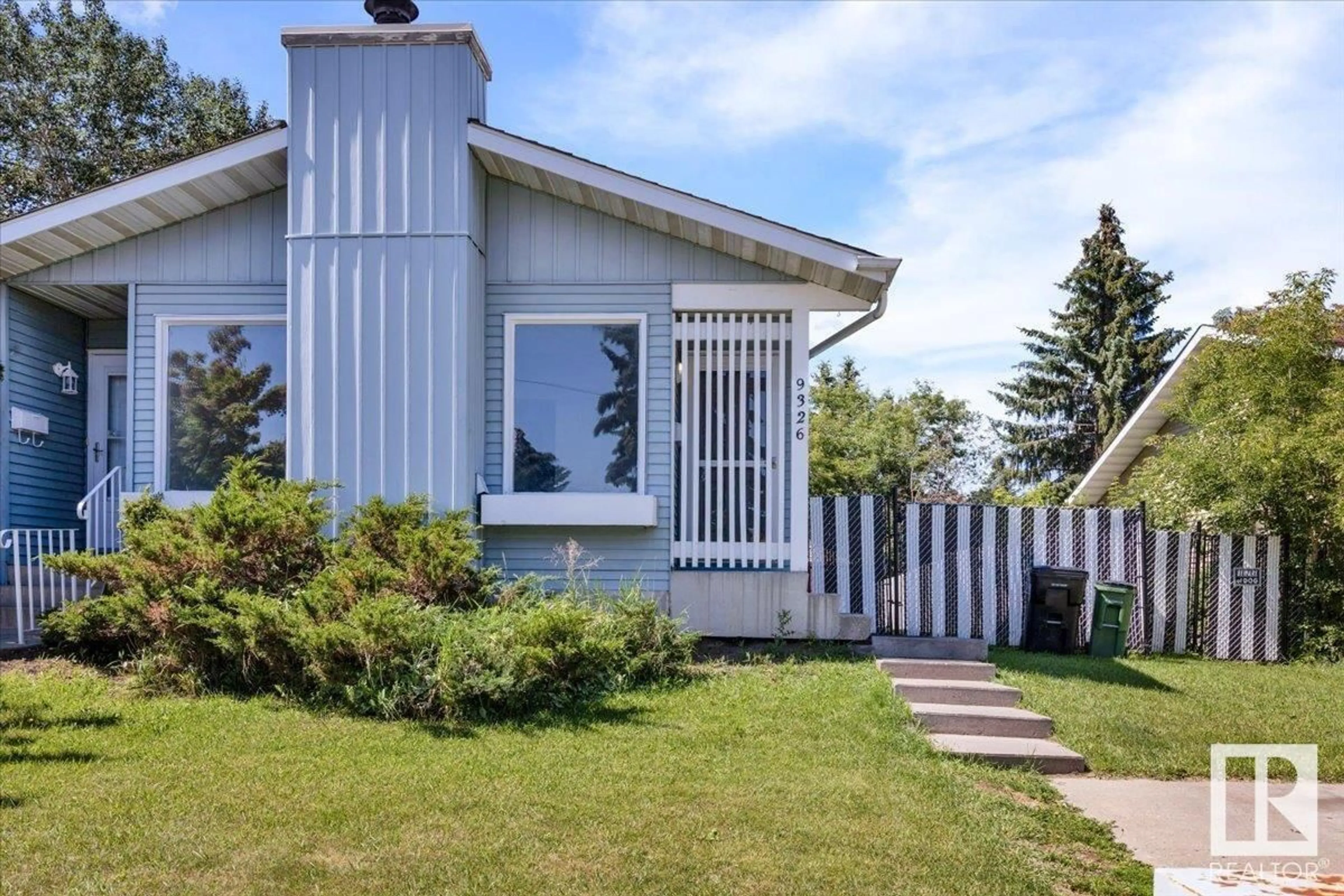 Home with vinyl exterior material, street for 9326 172 ST, Edmonton Alberta T5T3G2