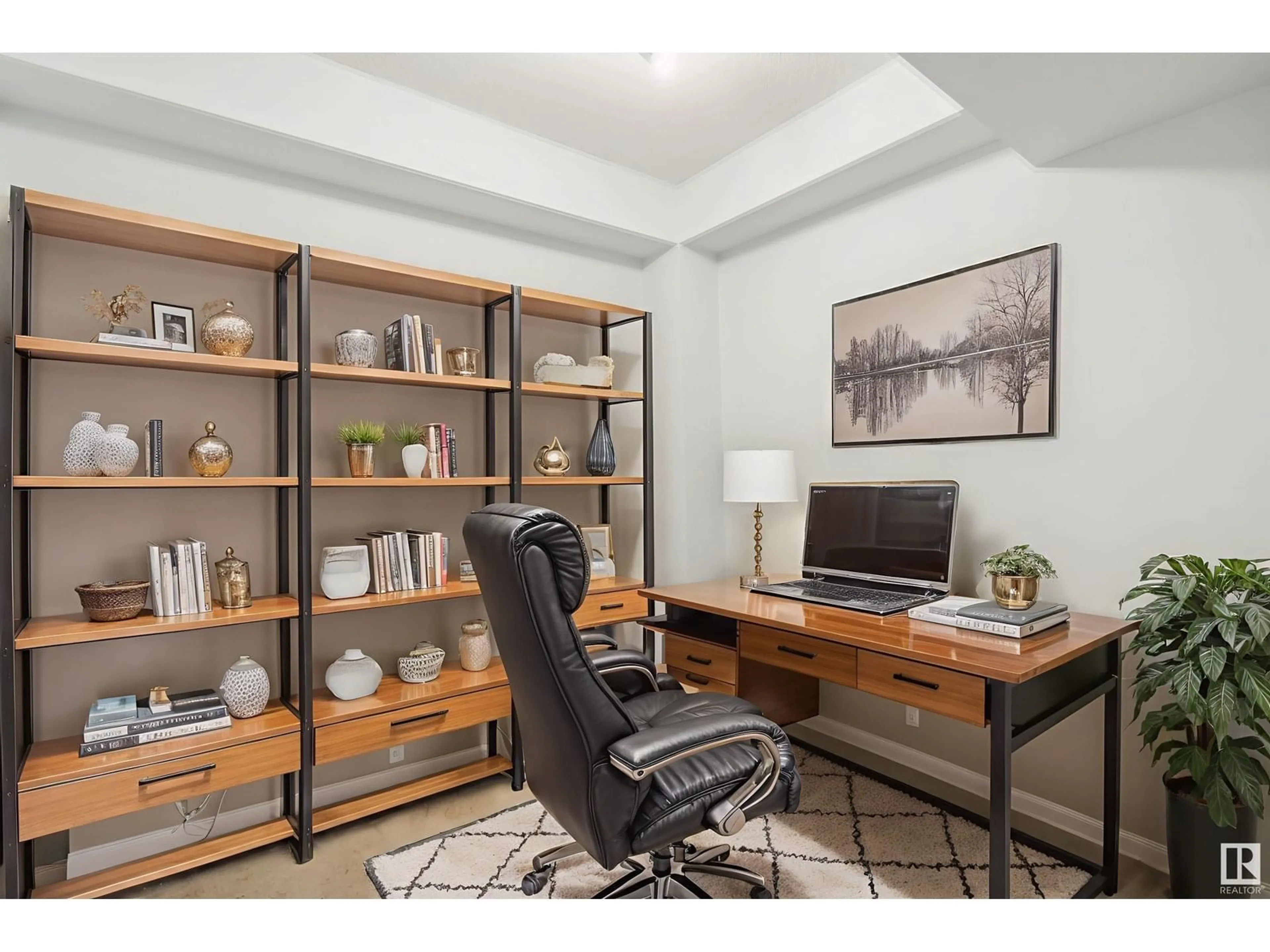 A pic of a room for 9819 - 1102 104 ST NW, Edmonton Alberta T5K0Y8