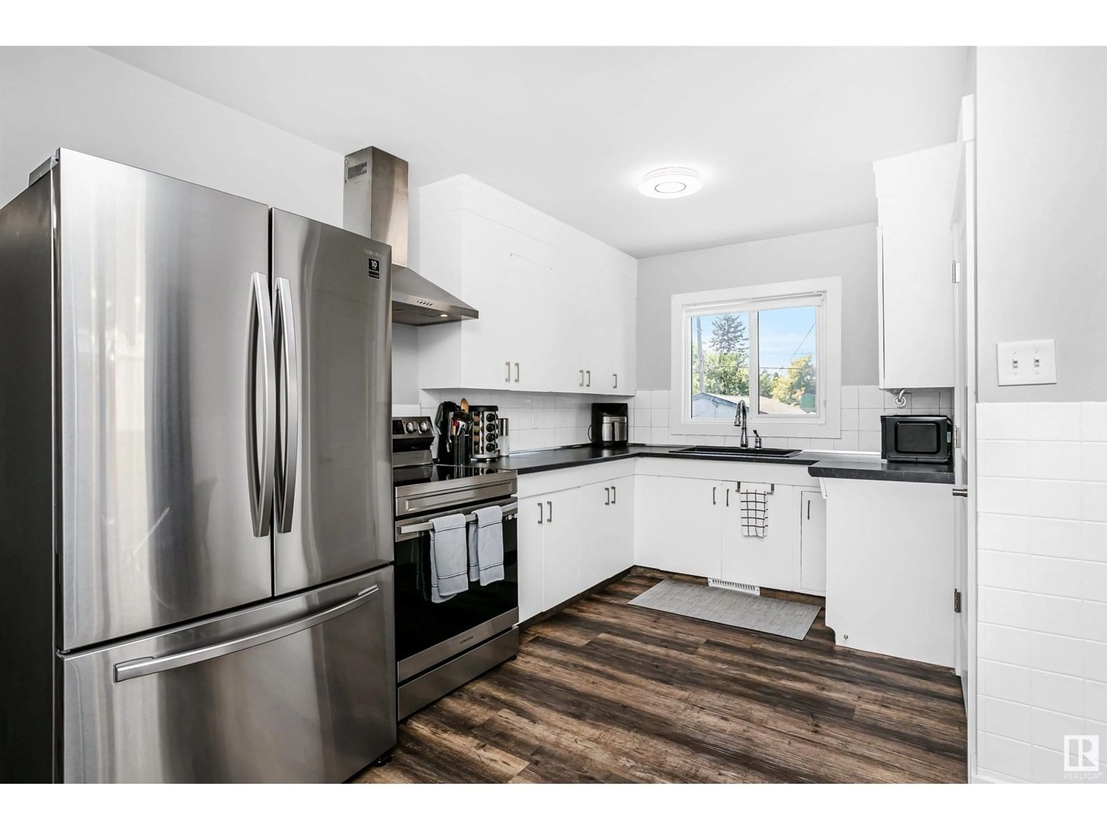 Unknown for NW - 9146 152 ST, Edmonton Alberta T5R1M4