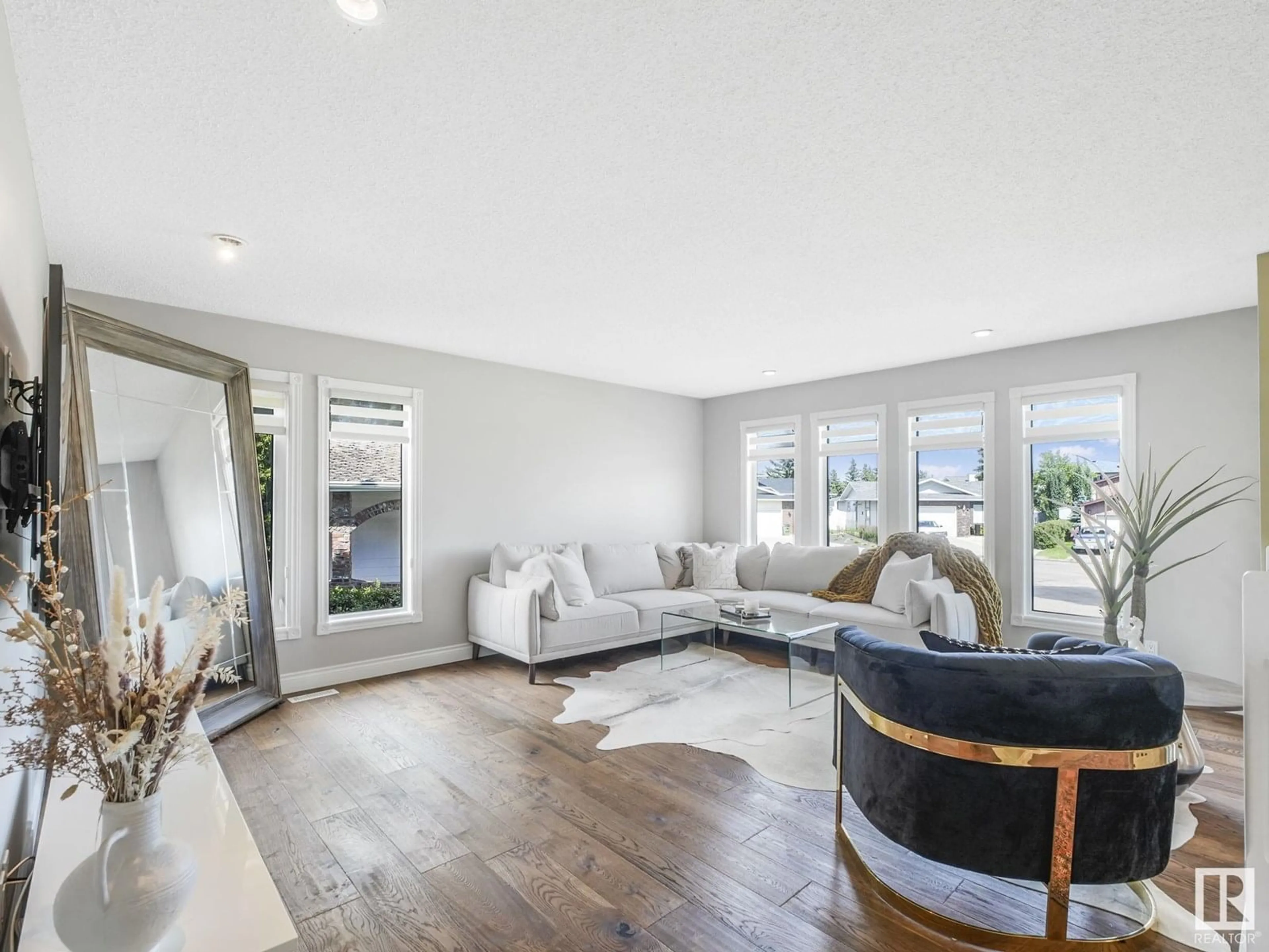 Living room with furniture, unknown for 72 DUNLUCE RD, Edmonton Alberta T5X4N9
