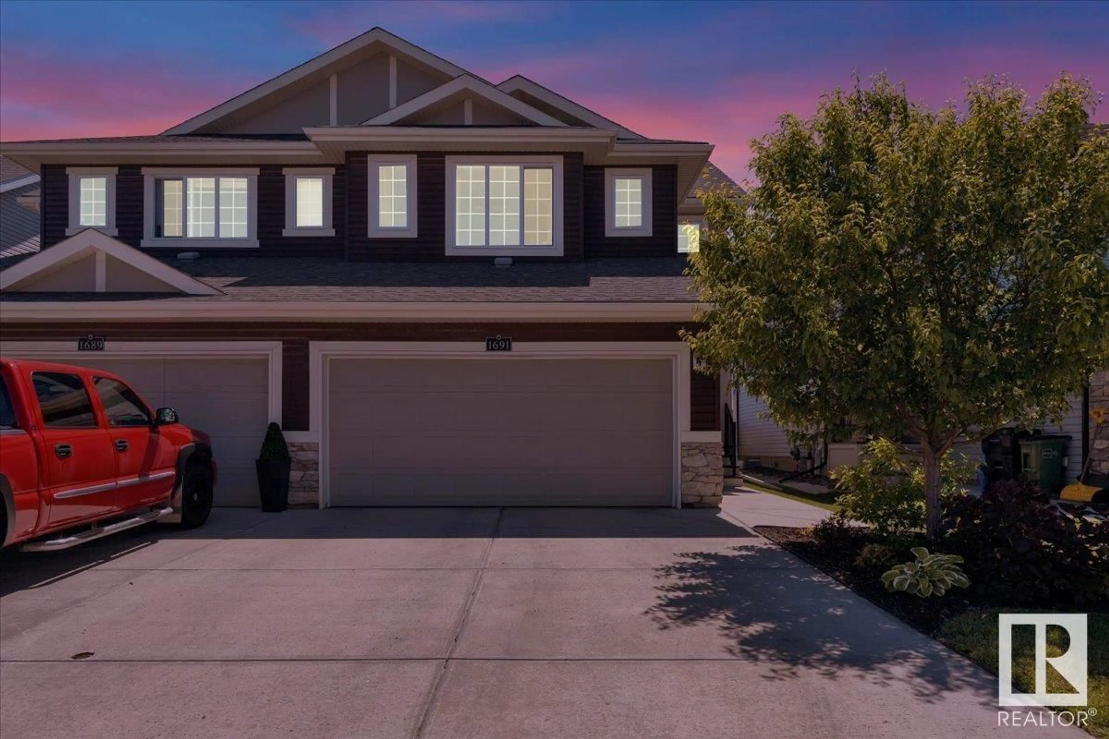 Unknown for 1691 HAMMOND CRESCENT, Edmonton Alberta T6M0N1