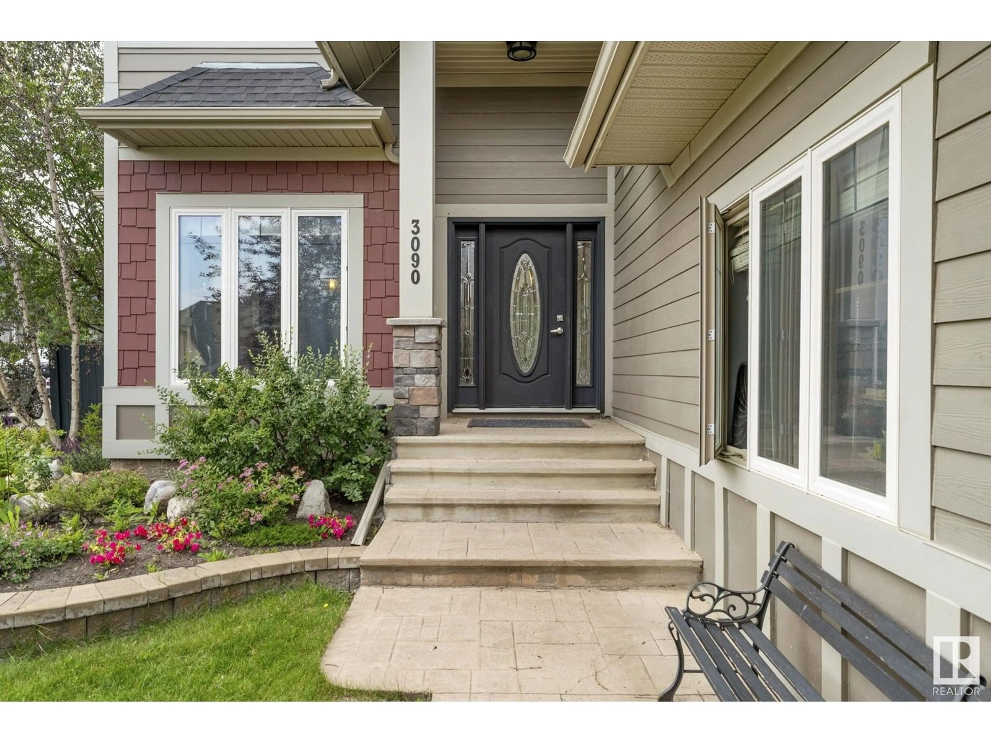 Indoor entryway for 3090 MACNEIL WY, Edmonton Alberta T6R0H7