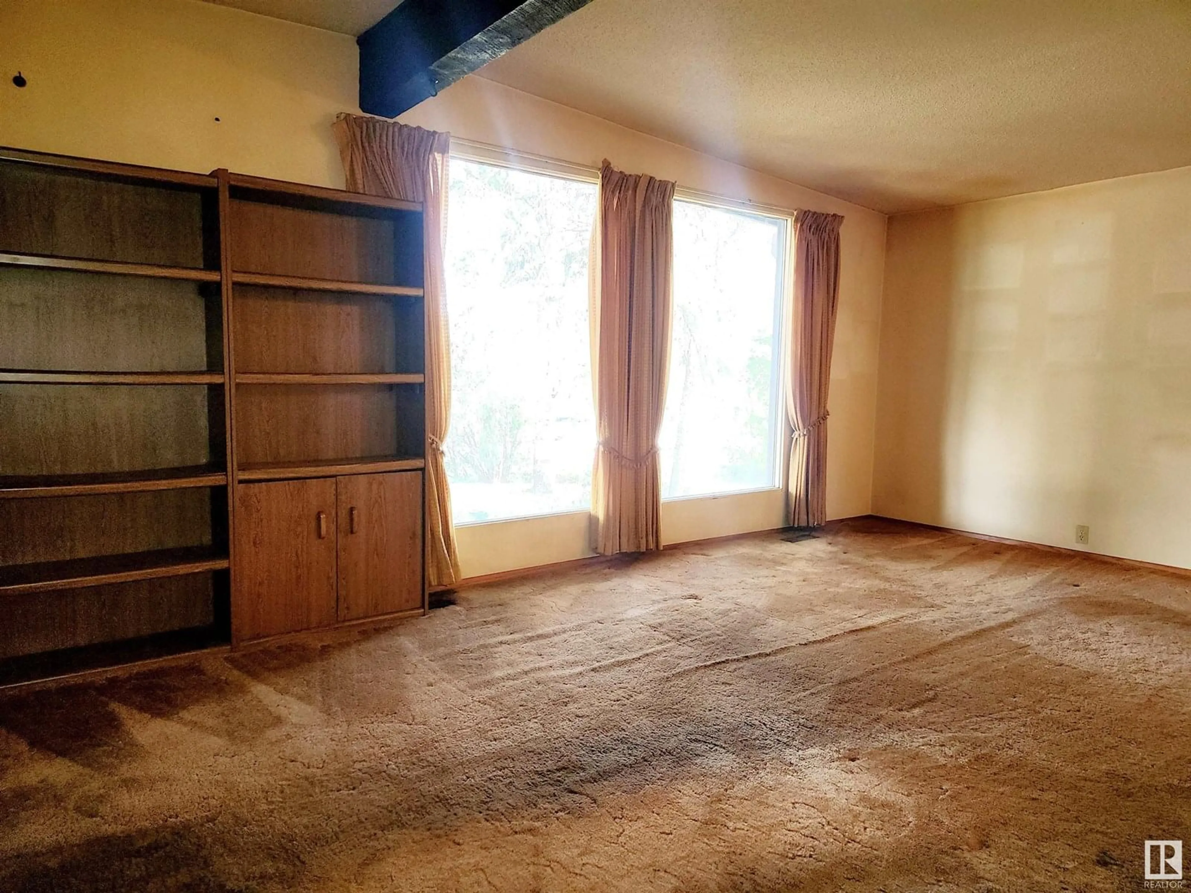 A pic of a room for 21 GRANT AV, Sherwood Park Alberta T8A2B7