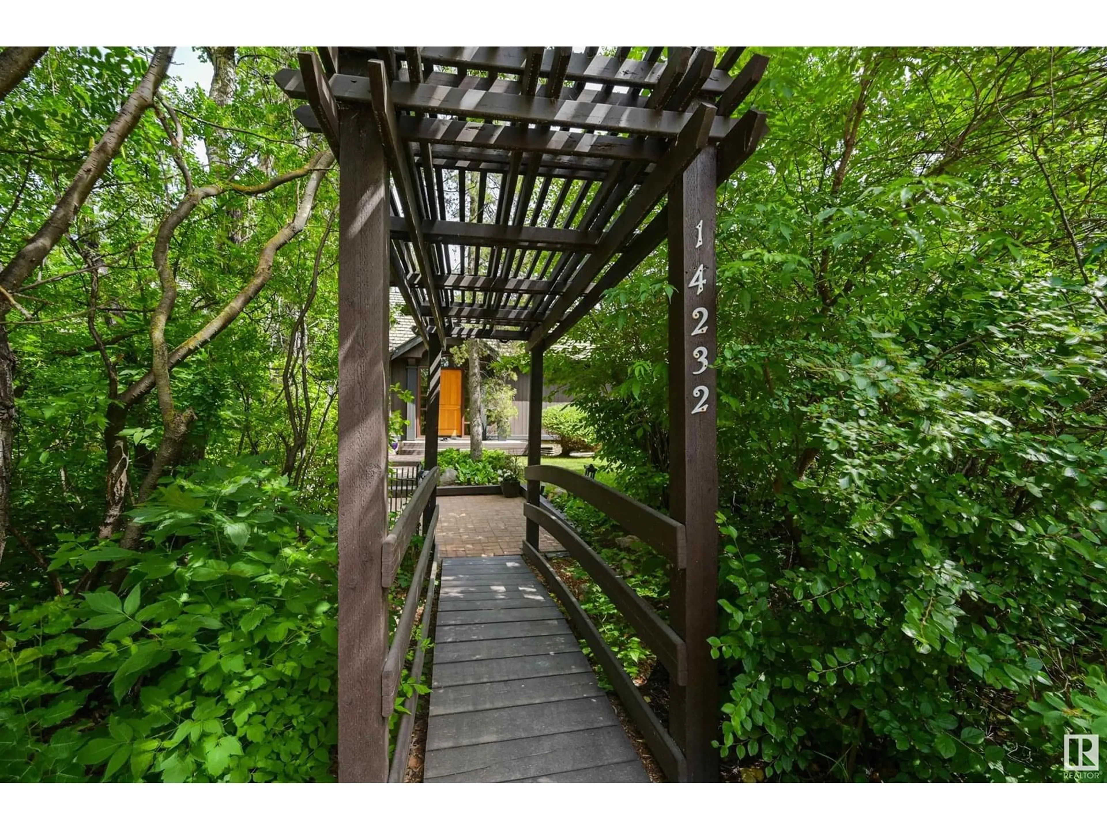 Patio, forest/trees view for 14232 RAVINE DR, Edmonton Alberta T5N3M2