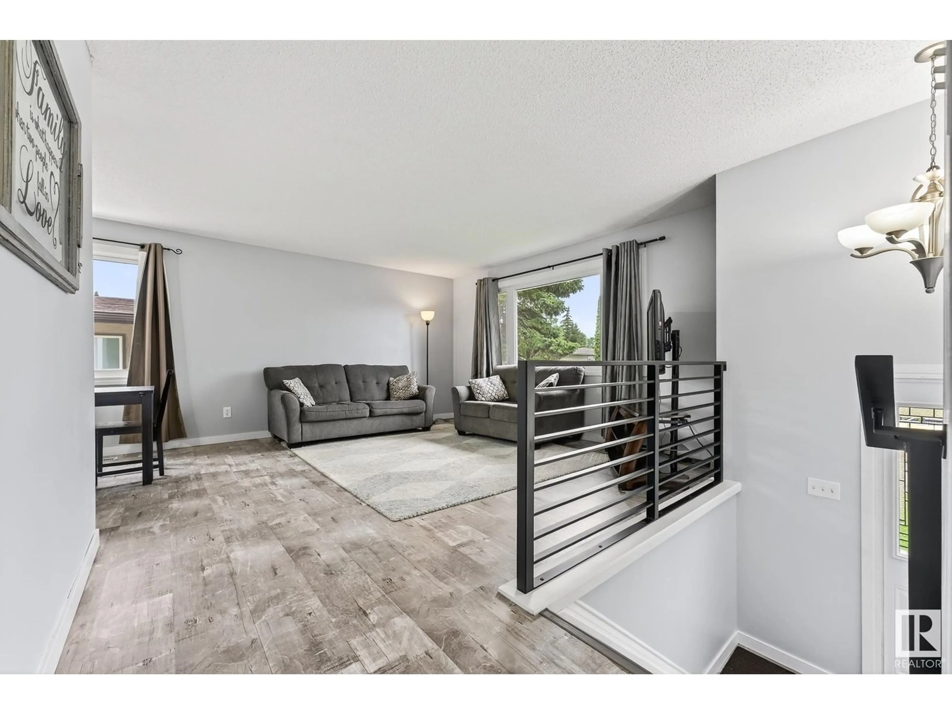 Unknown for 62 MISSION ST, Sherwood Park Alberta T8A0V7
