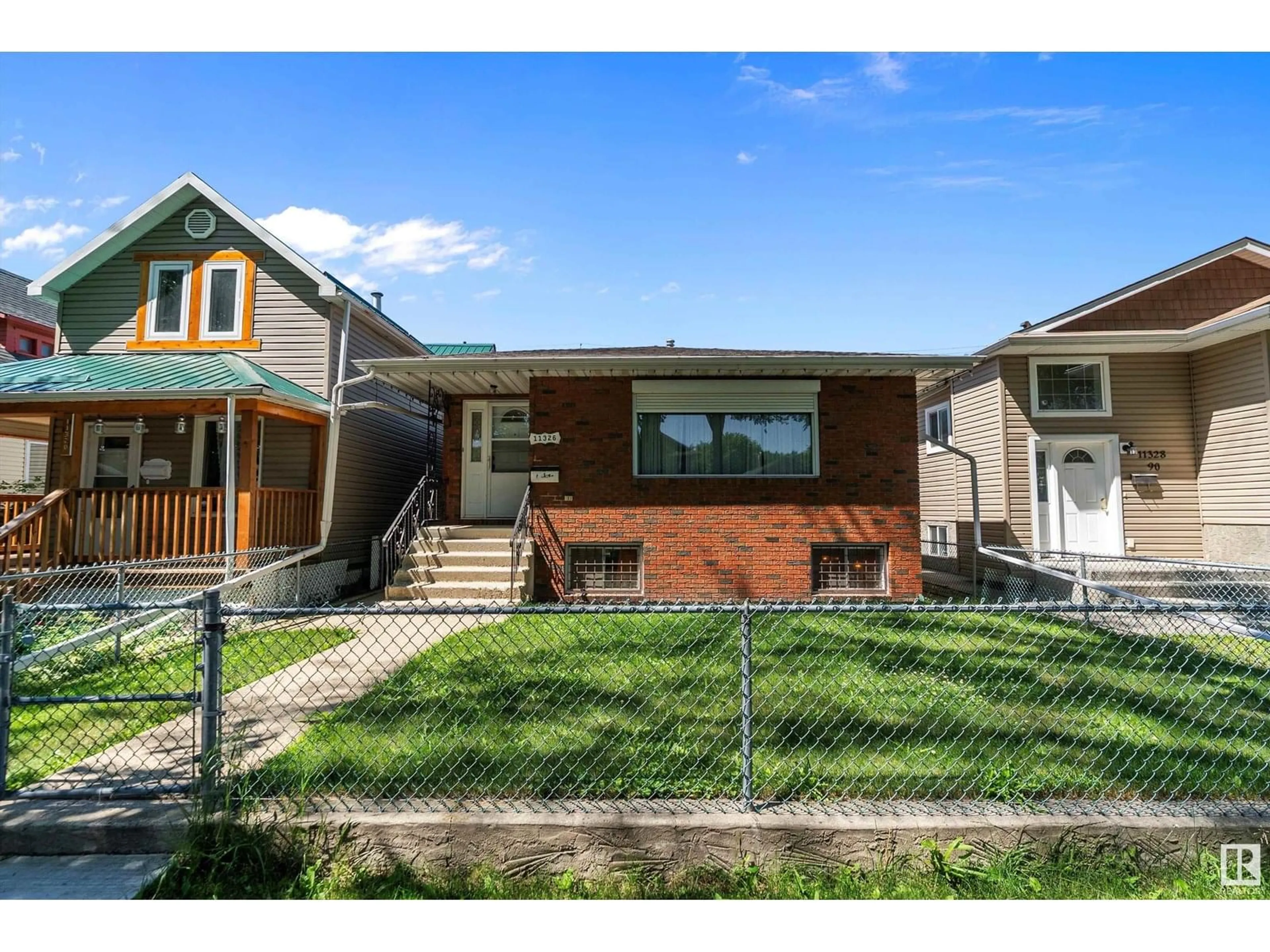 Unknown for NW - 11326 90 ST, Edmonton Alberta T5B3X5
