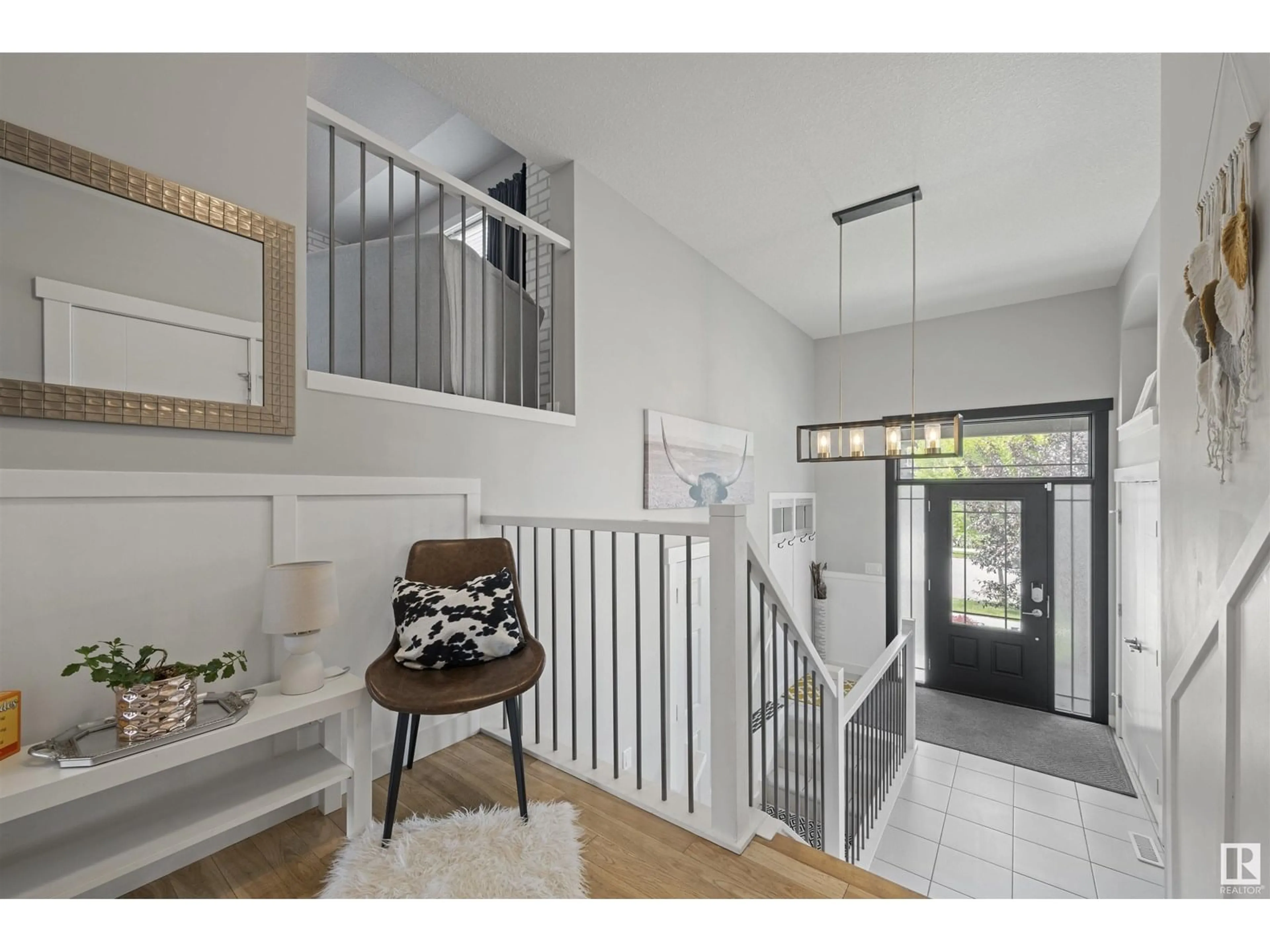 Indoor entryway for 261 REICHERT DR, Beaumont Alberta T4X1Z7