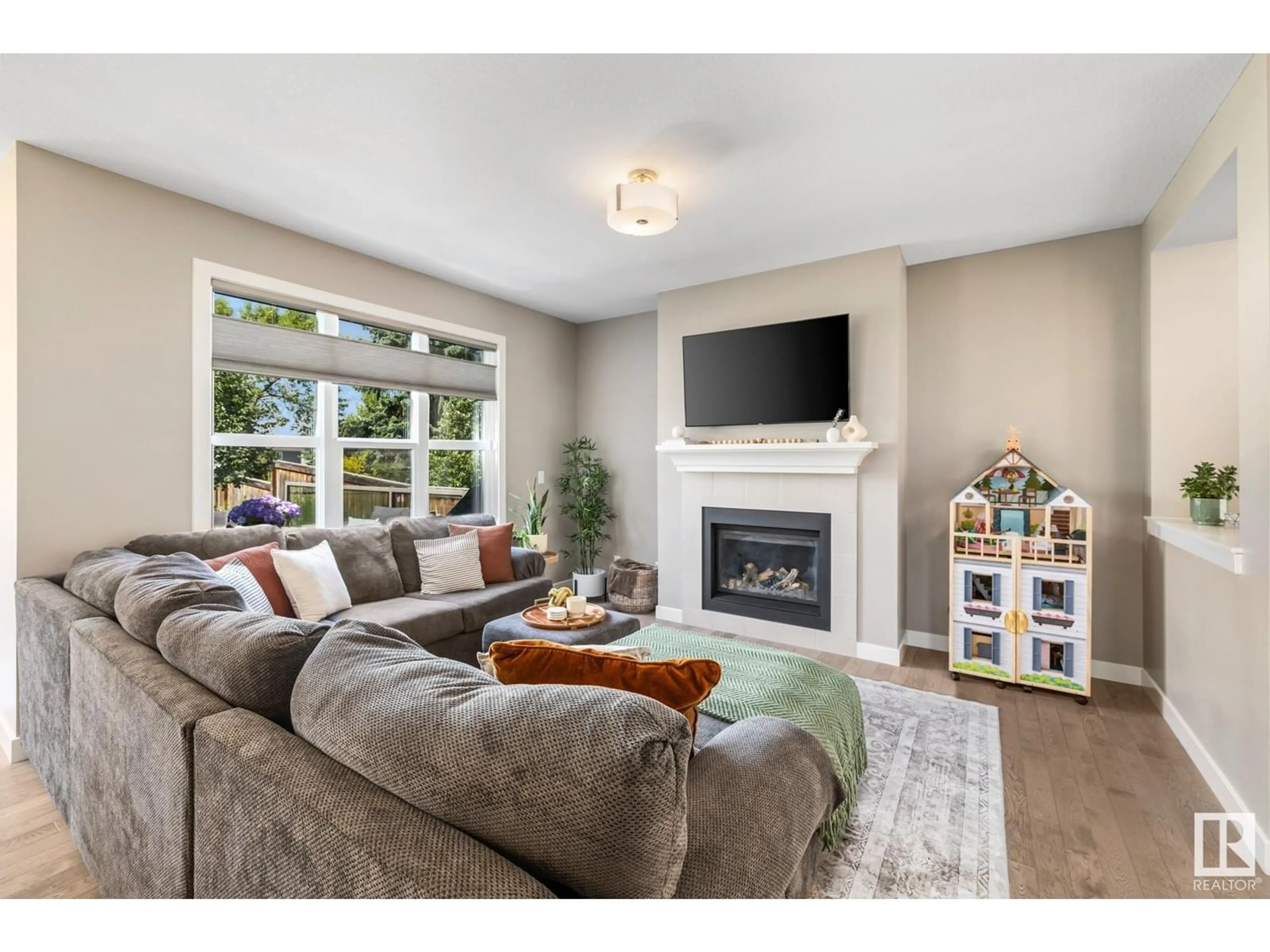 Living room with furniture, unknown for 224 REICHERT DR, Beaumont Alberta T4X1Z4