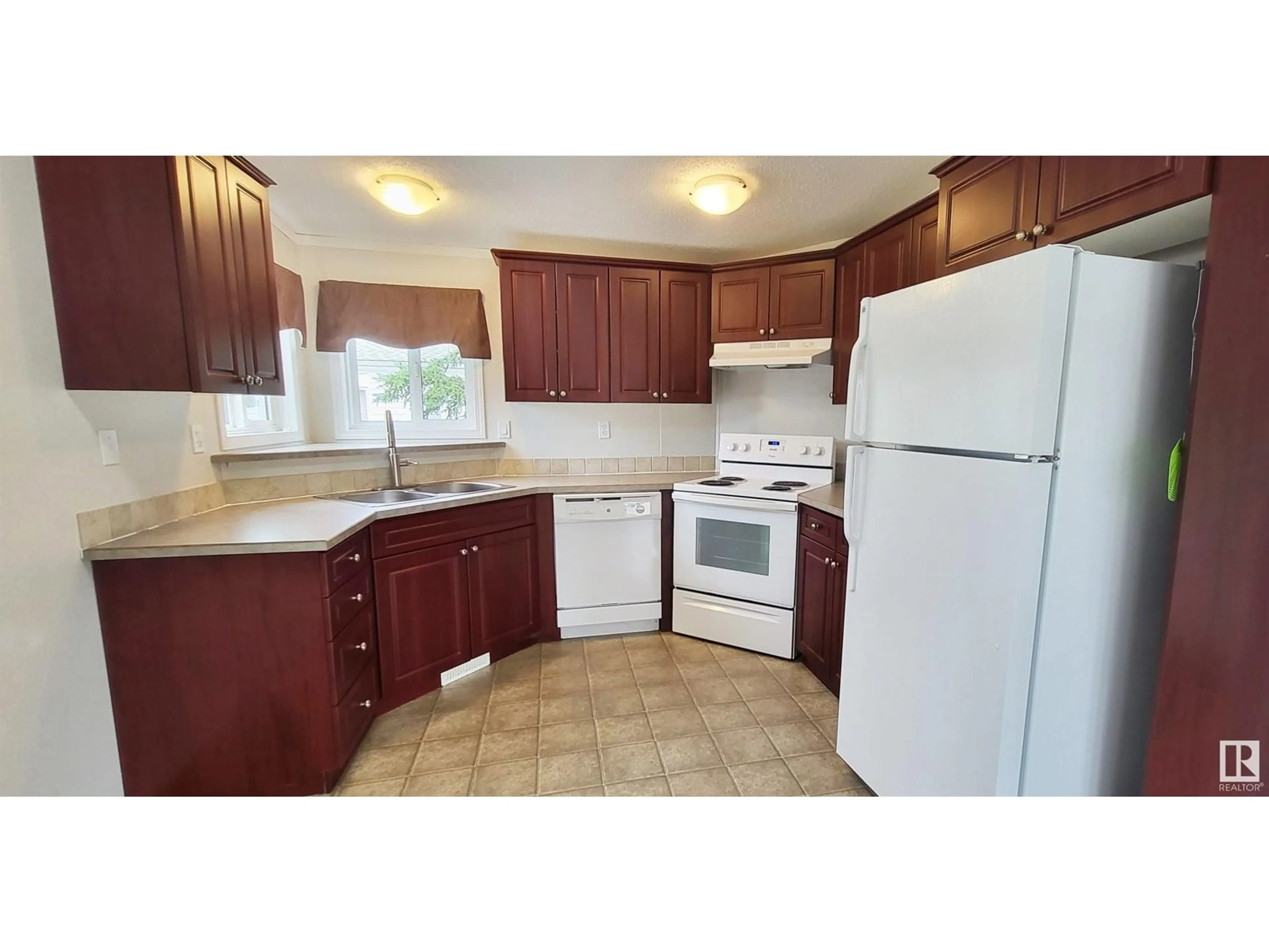 Standard kitchen, unknown for 4908 47 ST, Buck Creek Alberta T0C0S0