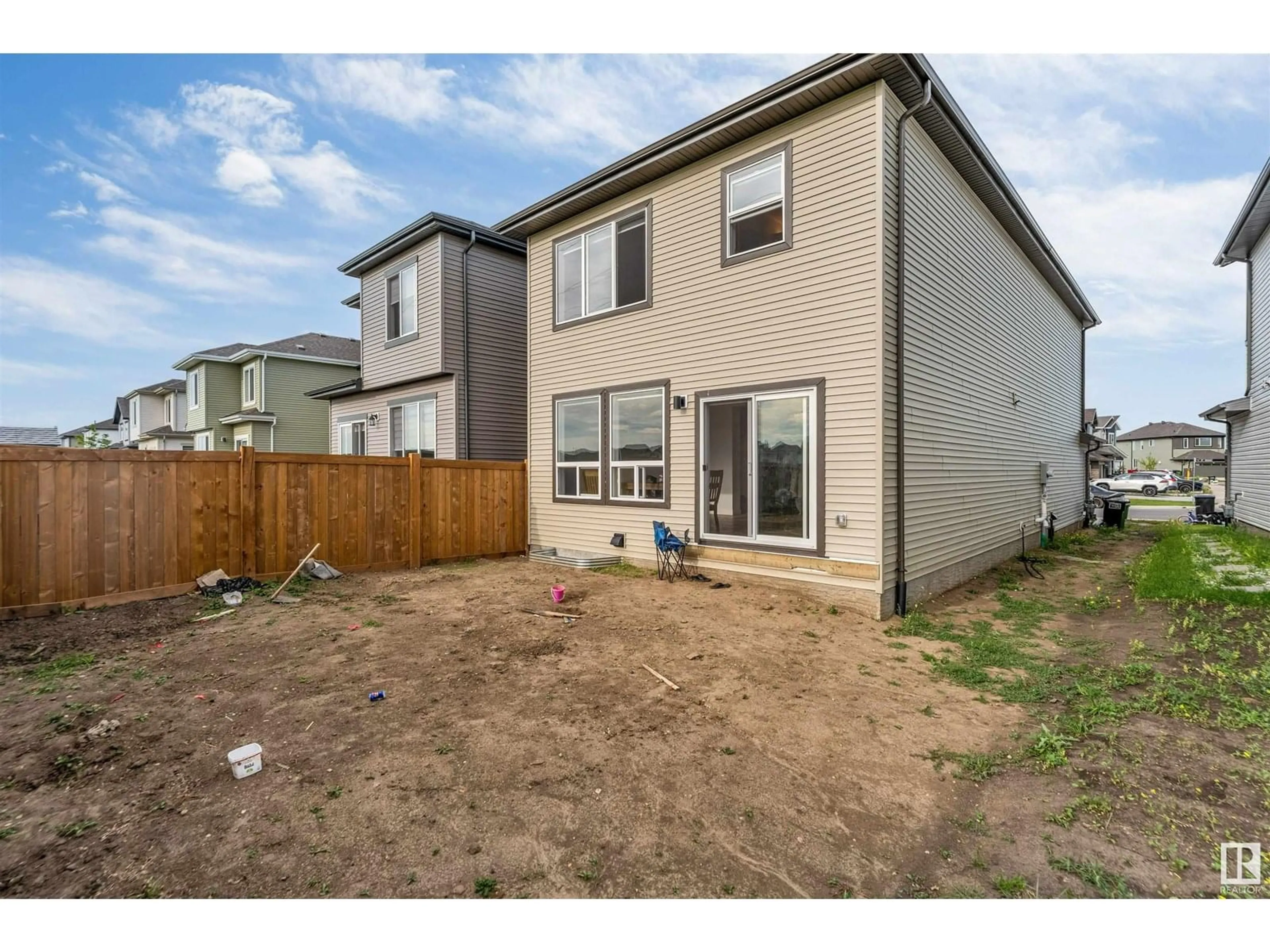 A pic from outside/outdoor area/front of a property/back of a property/a pic from drone, street for NW - 1544 27 ST, Edmonton Alberta T6T2T7