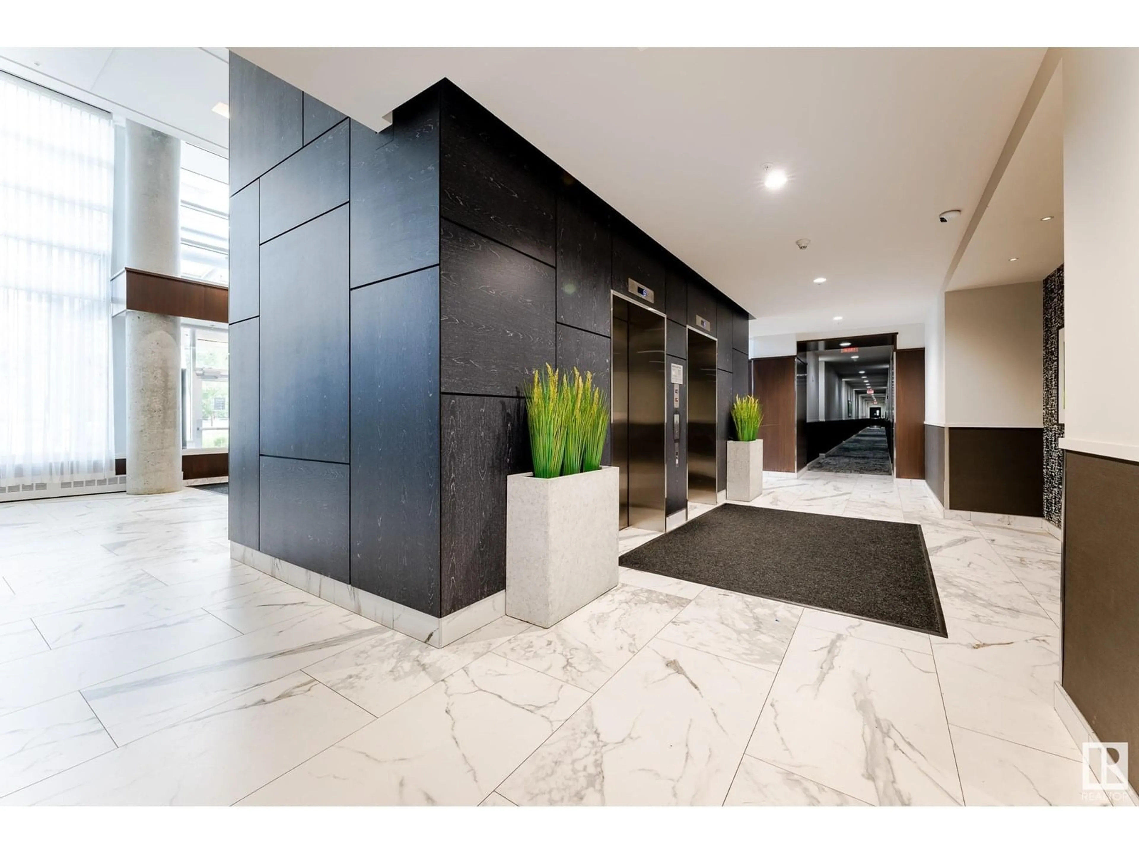 Indoor foyer for #306 - 2510 109 ST, Edmonton Alberta T6J2X1