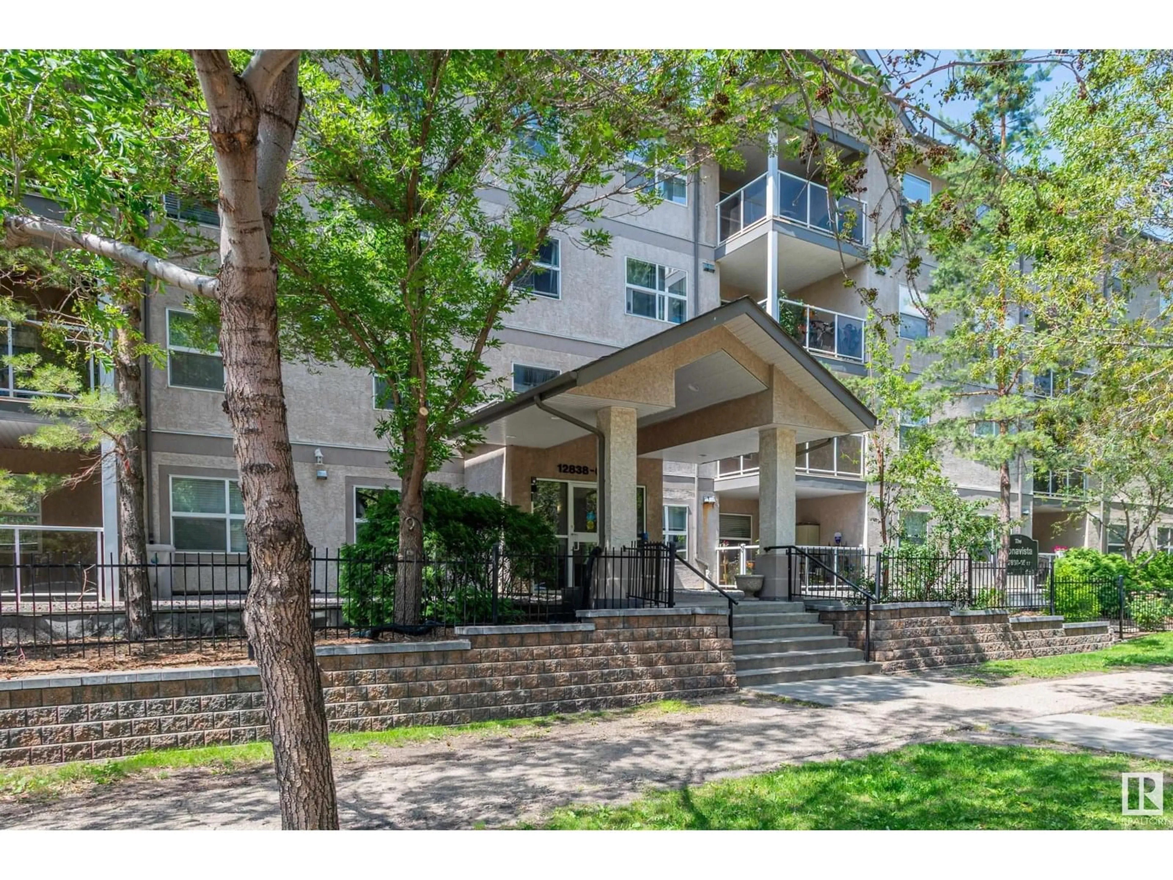 Unknown for #106 - 12838 65 ST, Edmonton Alberta T5A5H3