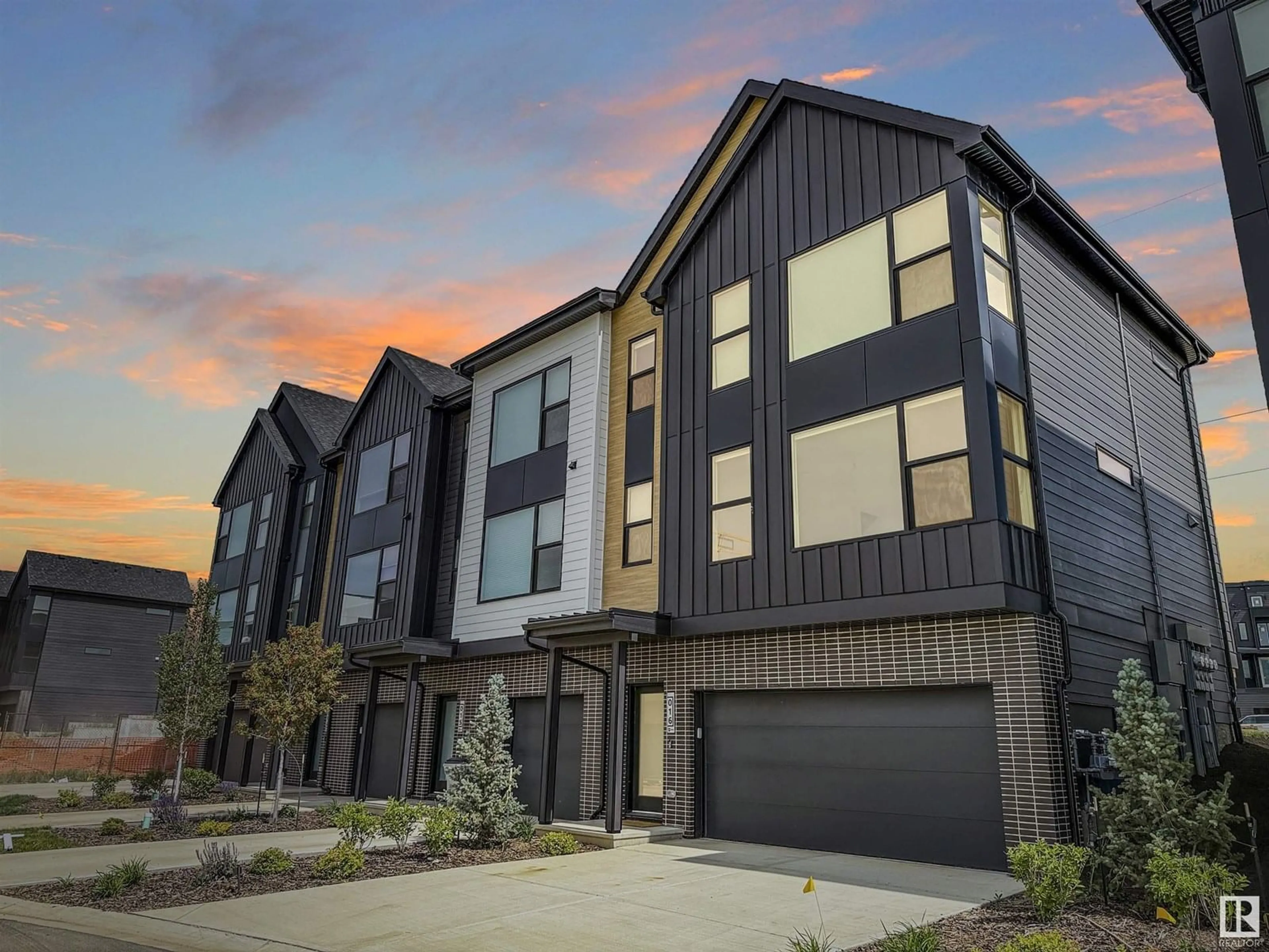 Unknown for 5 - 16 RONDEAU DR, St. Albert Alberta T8N7X8