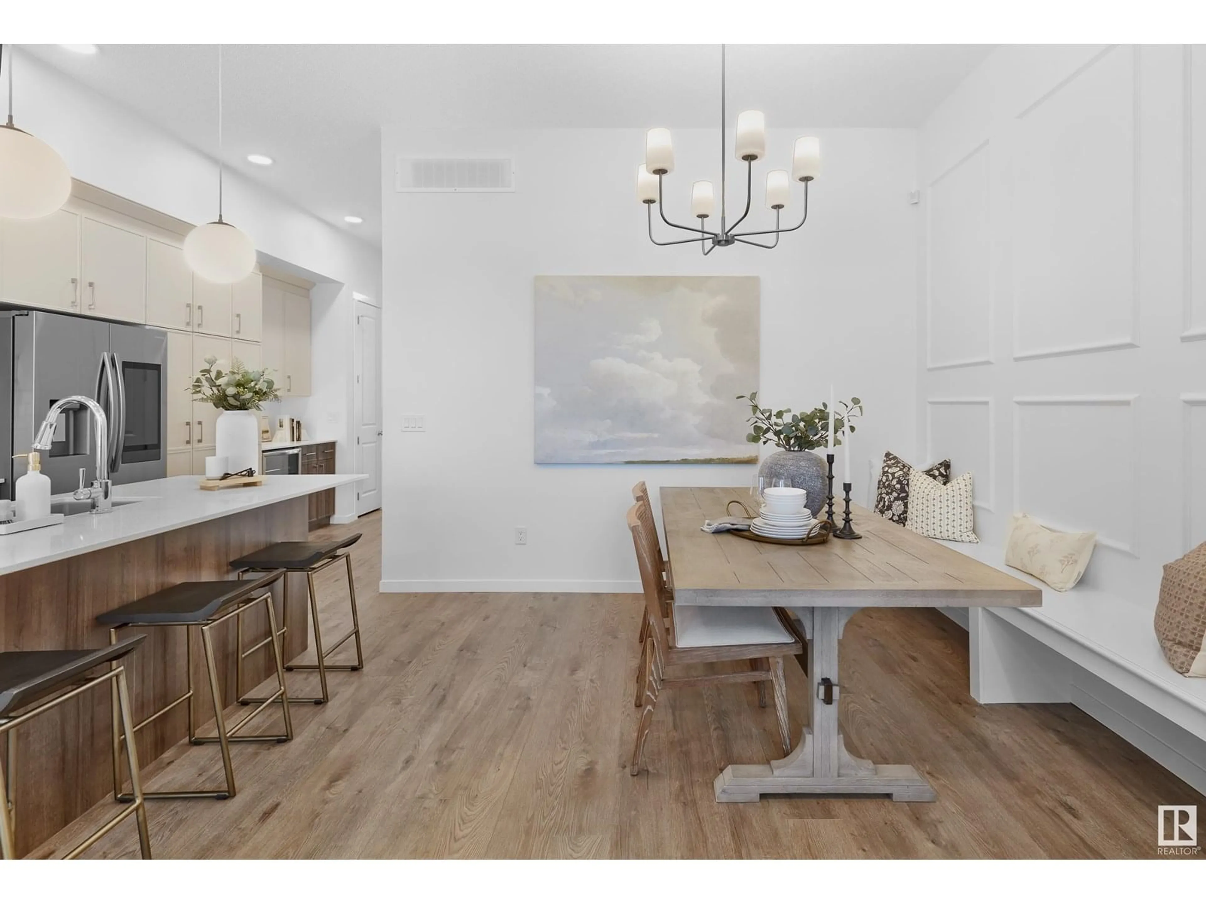 Dining room, wood/laminate floor for 3 DEER MEADOW CR, Fort Saskatchewan Alberta T8L0X9