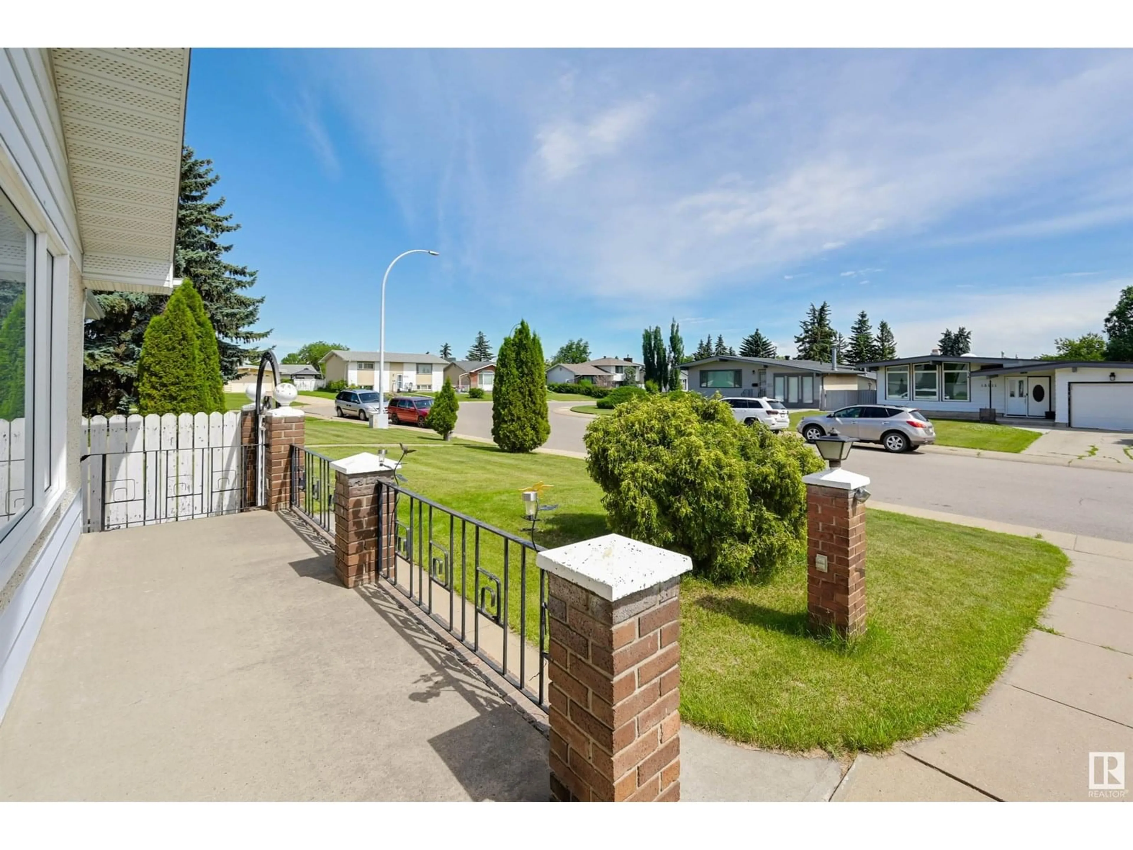 Patio, unknown for NW - 15008 96 ST, Edmonton Alberta T5E4W7