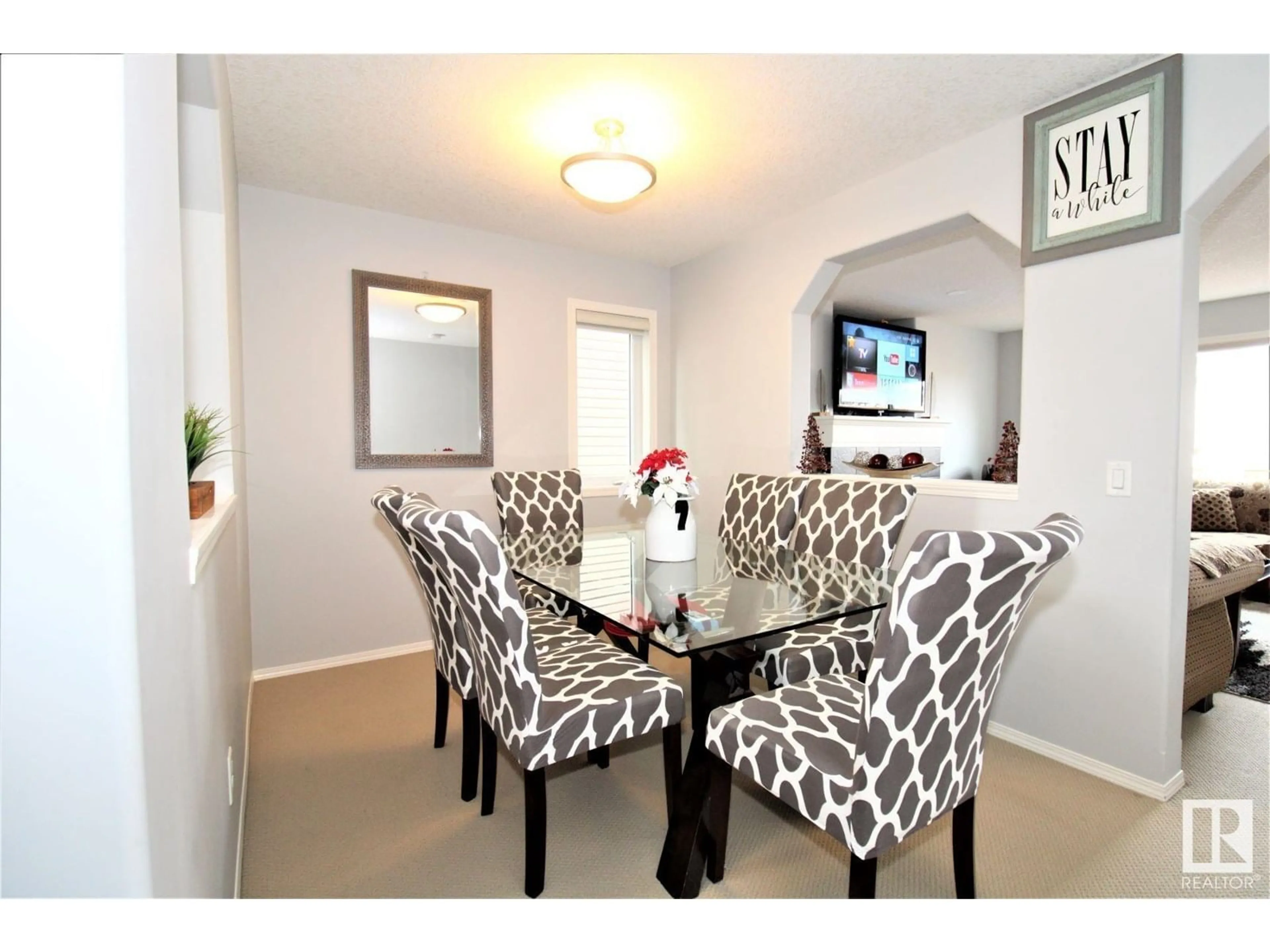 Dining room, unknown for 1218 37 AV NW, Edmonton Alberta T6T0J5
