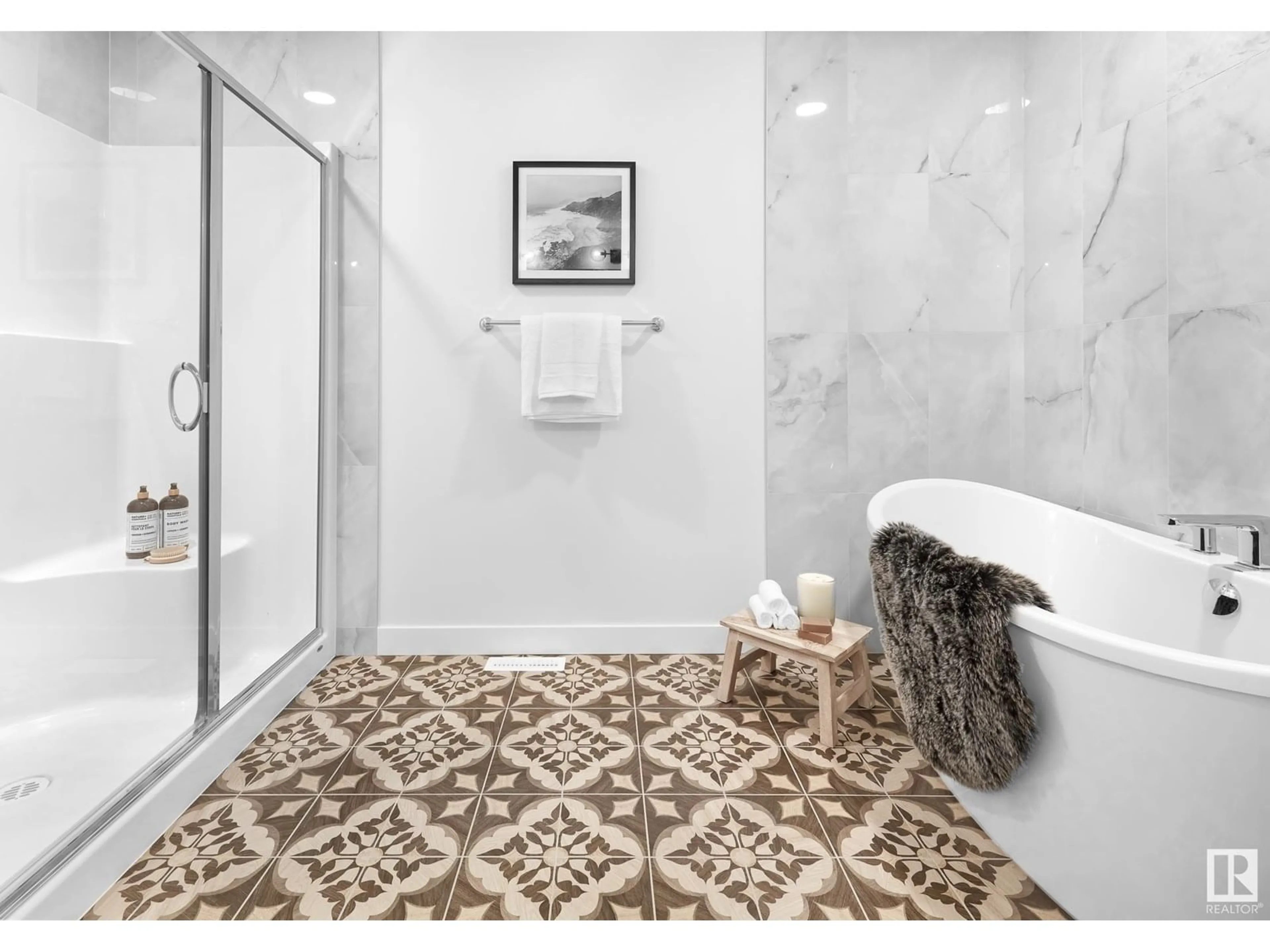 Contemporary bathroom, ceramic/tile floor for NW - 3548 ERLANGER LI, Edmonton Alberta T6M1J5