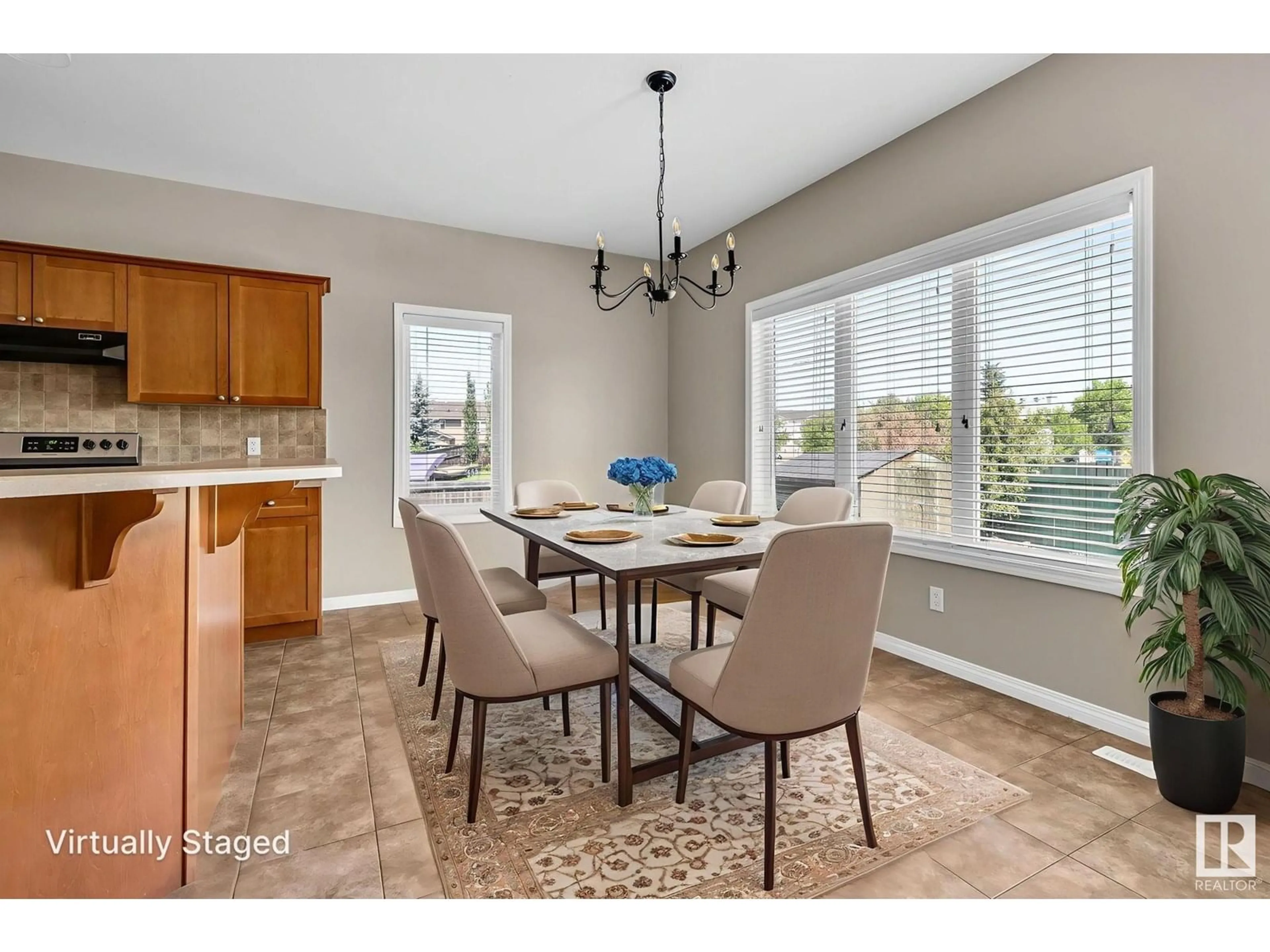 Dining room, ceramic/tile floor for 14 WESLEYAN CO, Fort Saskatchewan Alberta T8L0C9