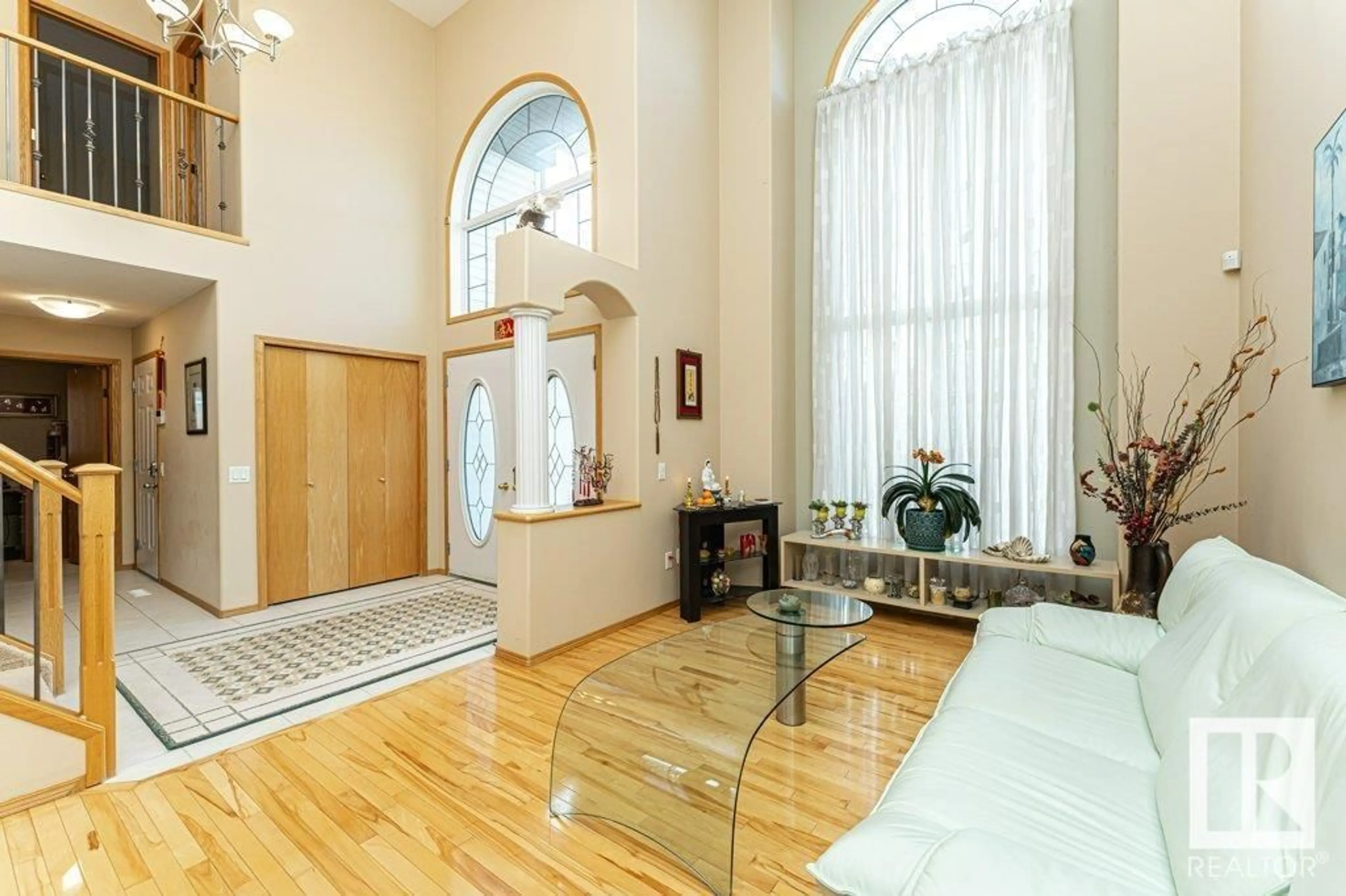 Indoor foyer for 7220 161 AV, Edmonton Alberta T5Z3T1