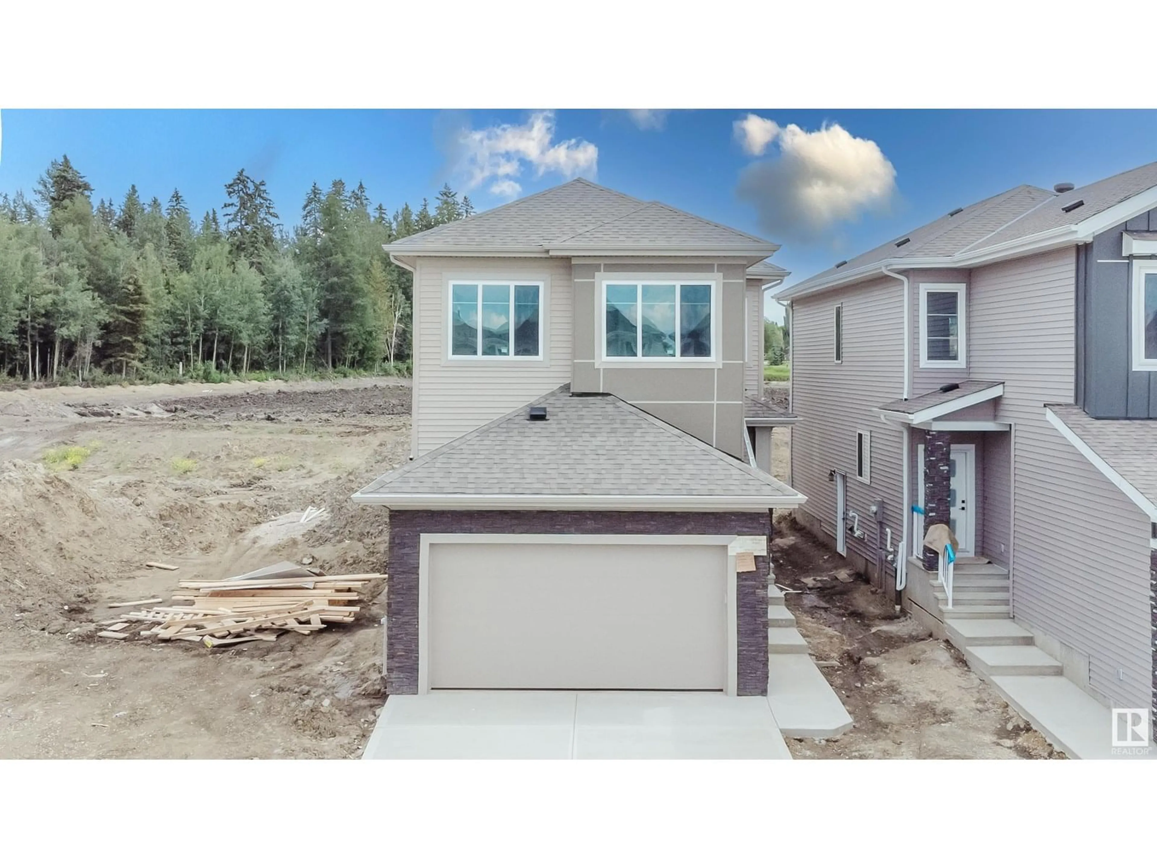 A pic from outside/outdoor area/front of a property/back of a property/a pic from drone, street for 43 MEADOWGROVE LN, Spruce Grove Alberta T7X0W2