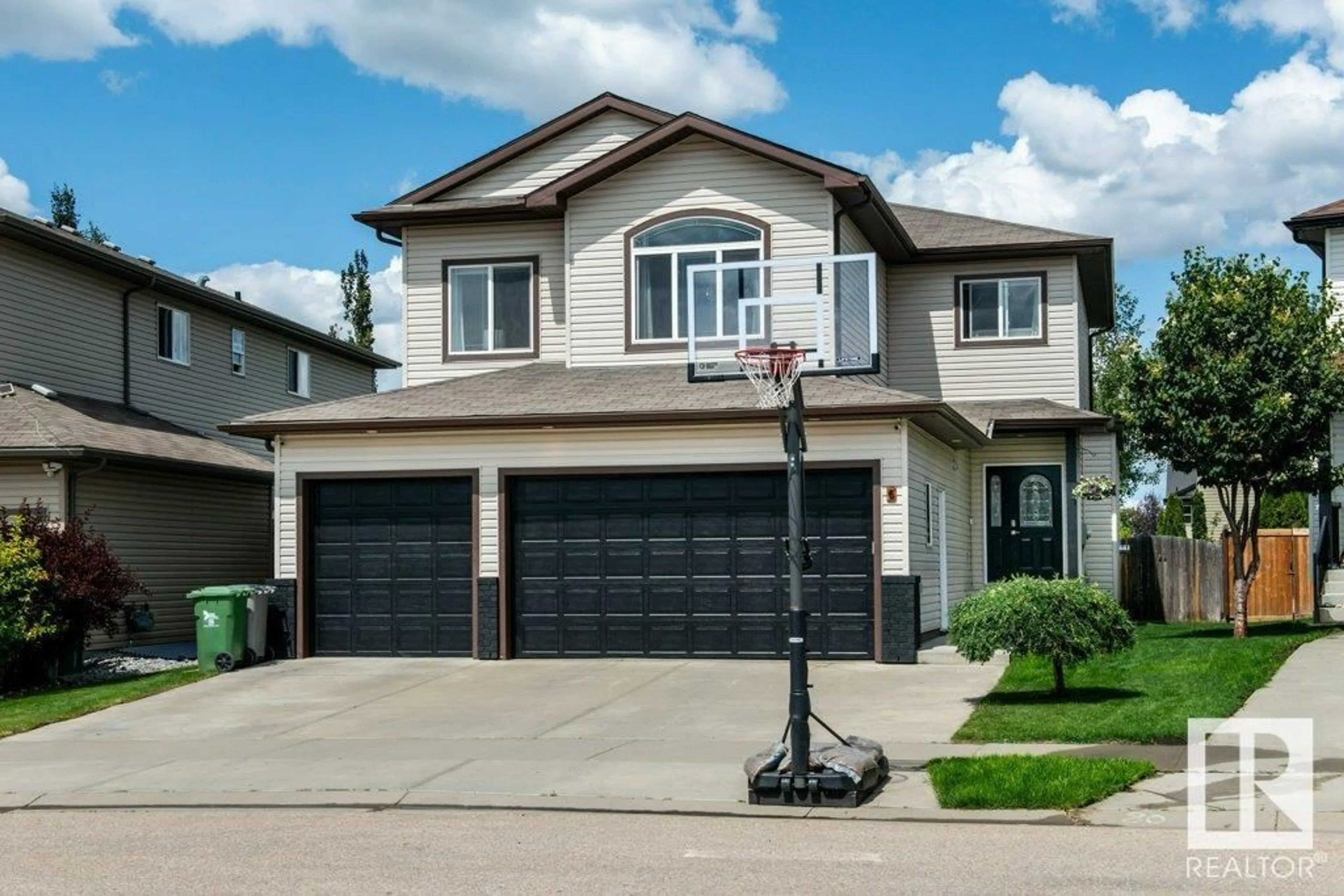 Home with vinyl exterior material, street for 6 CHALIFOUX CO, Beaumont Alberta T4X0A7