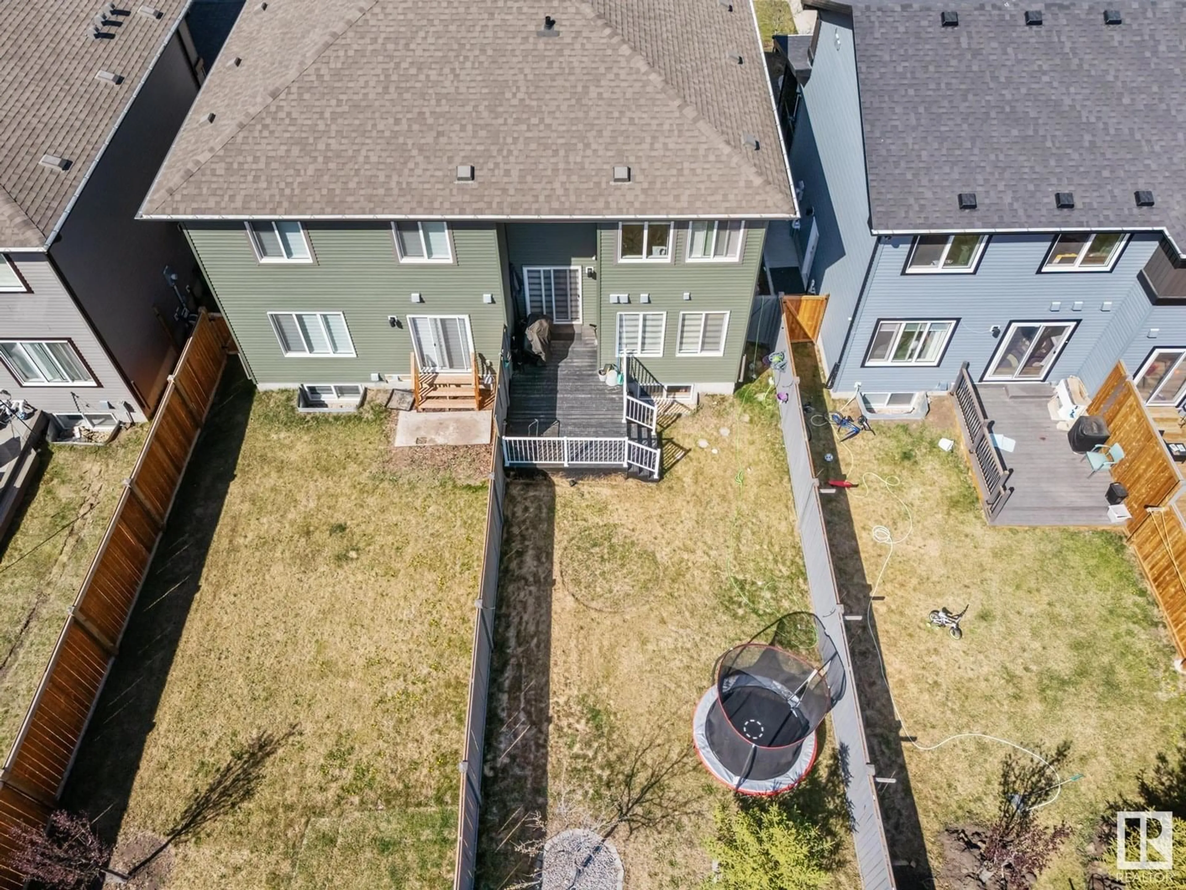A pic from outside/outdoor area/front of a property/back of a property/a pic from drone, unknown for SW - 7615 KORULUK PL, Edmonton Alberta T6W4R7